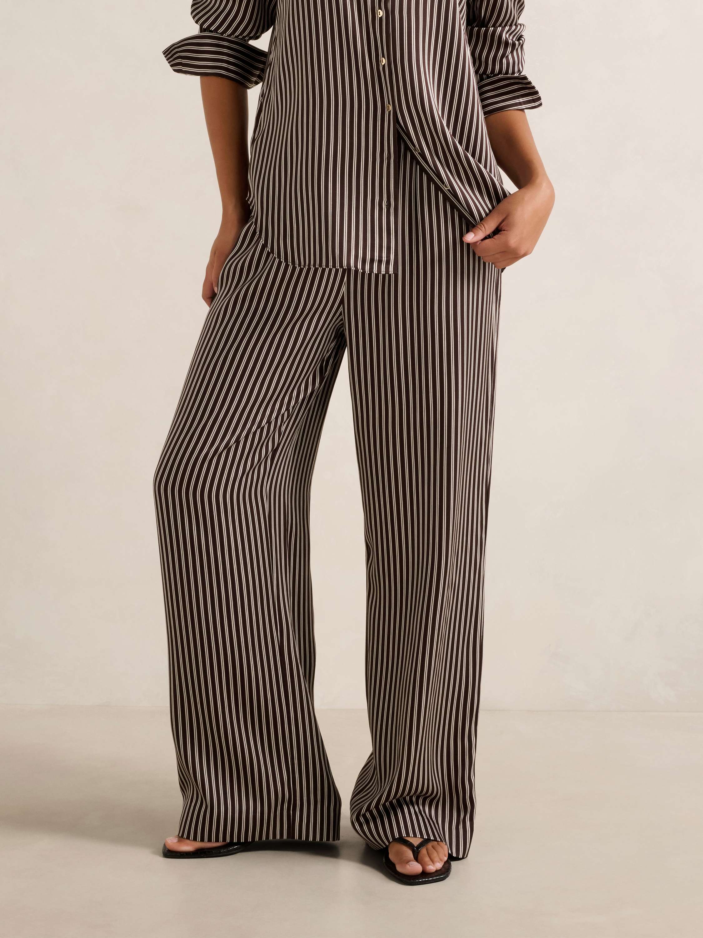 Jenna Drawstring Wide Leg Pant
