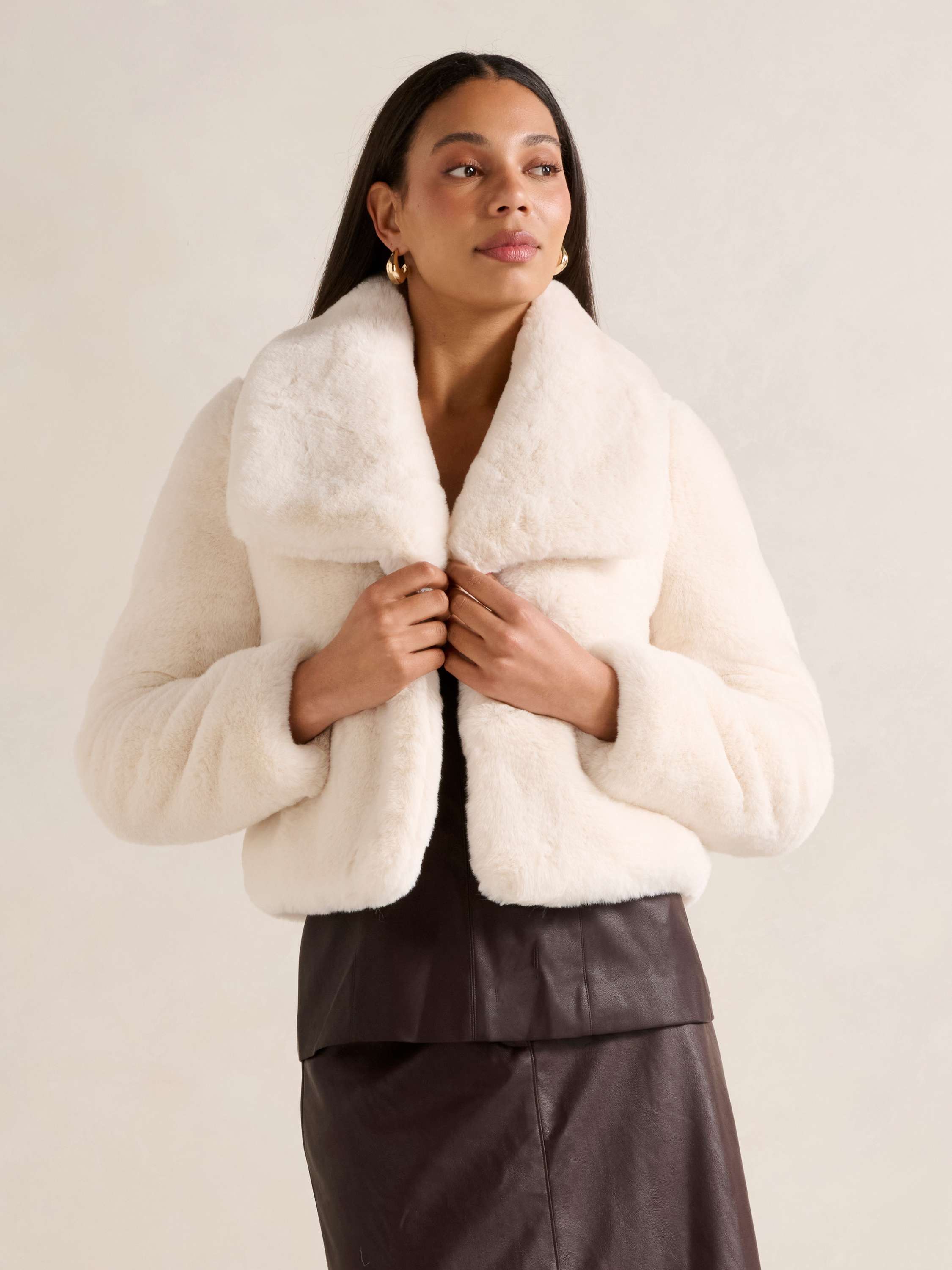 Casey Crop Faux Fur