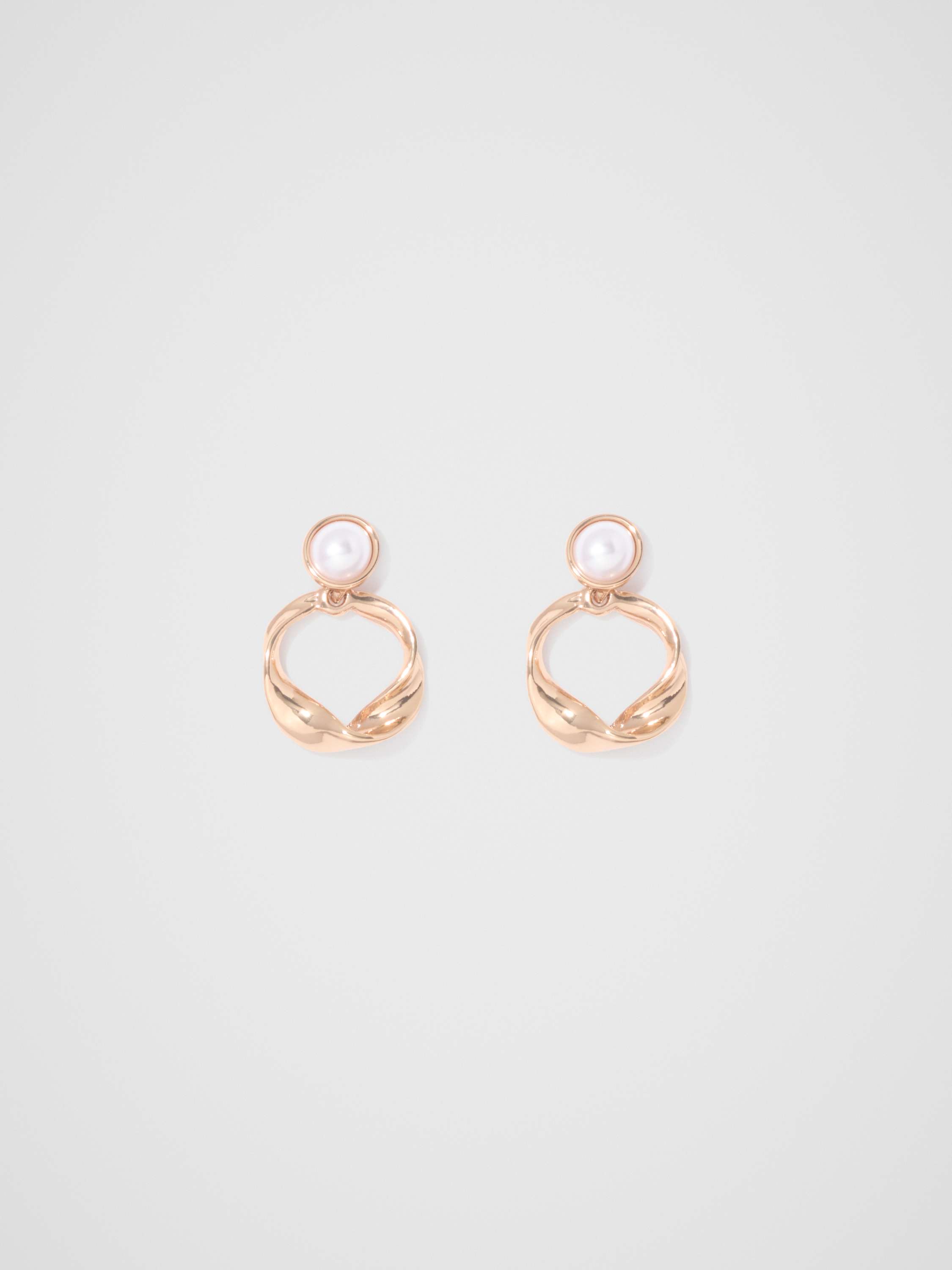Hailey Hoop Pearl Drop Earring