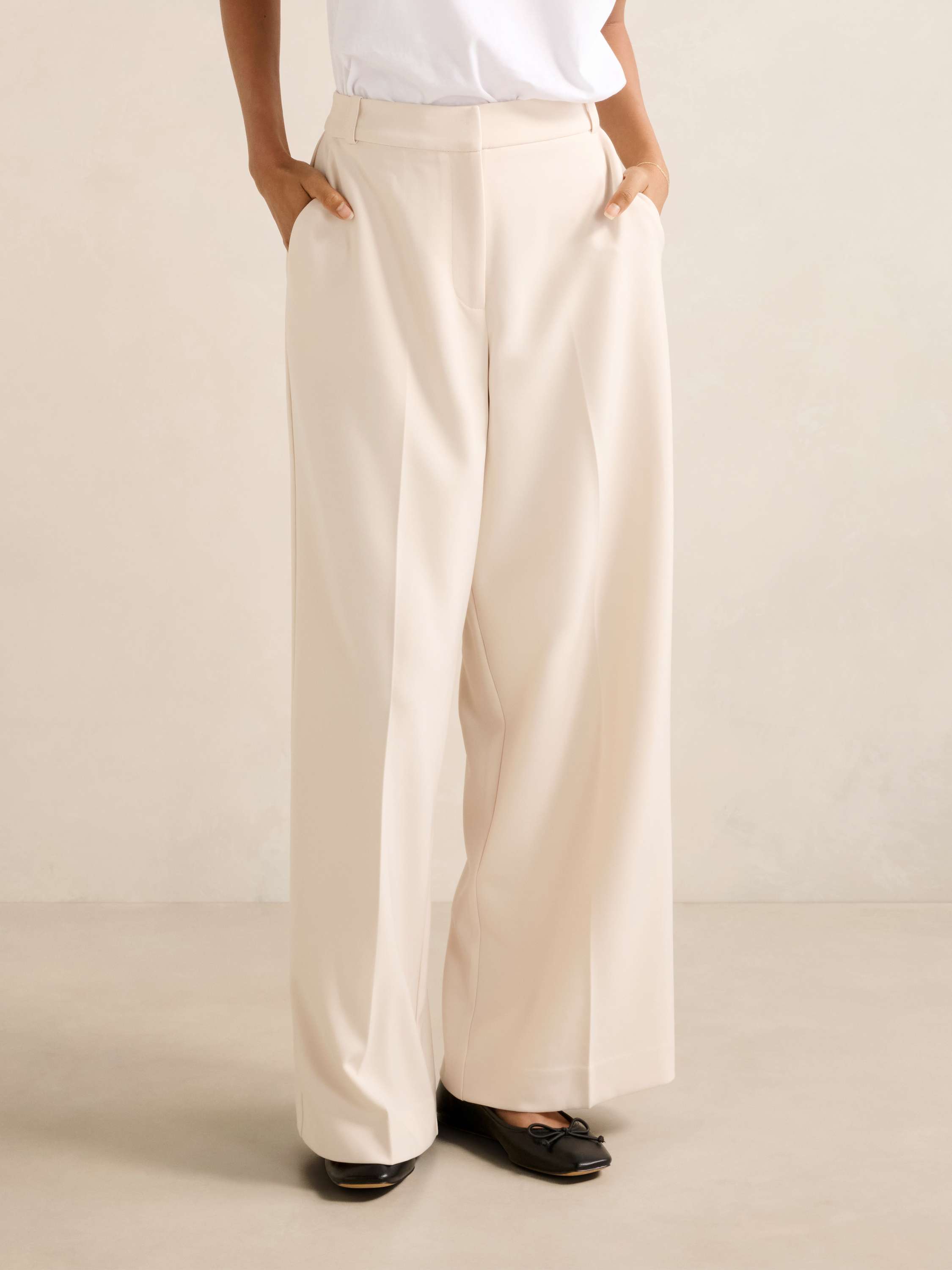 Oaklyn Petite Wide Leg Pant