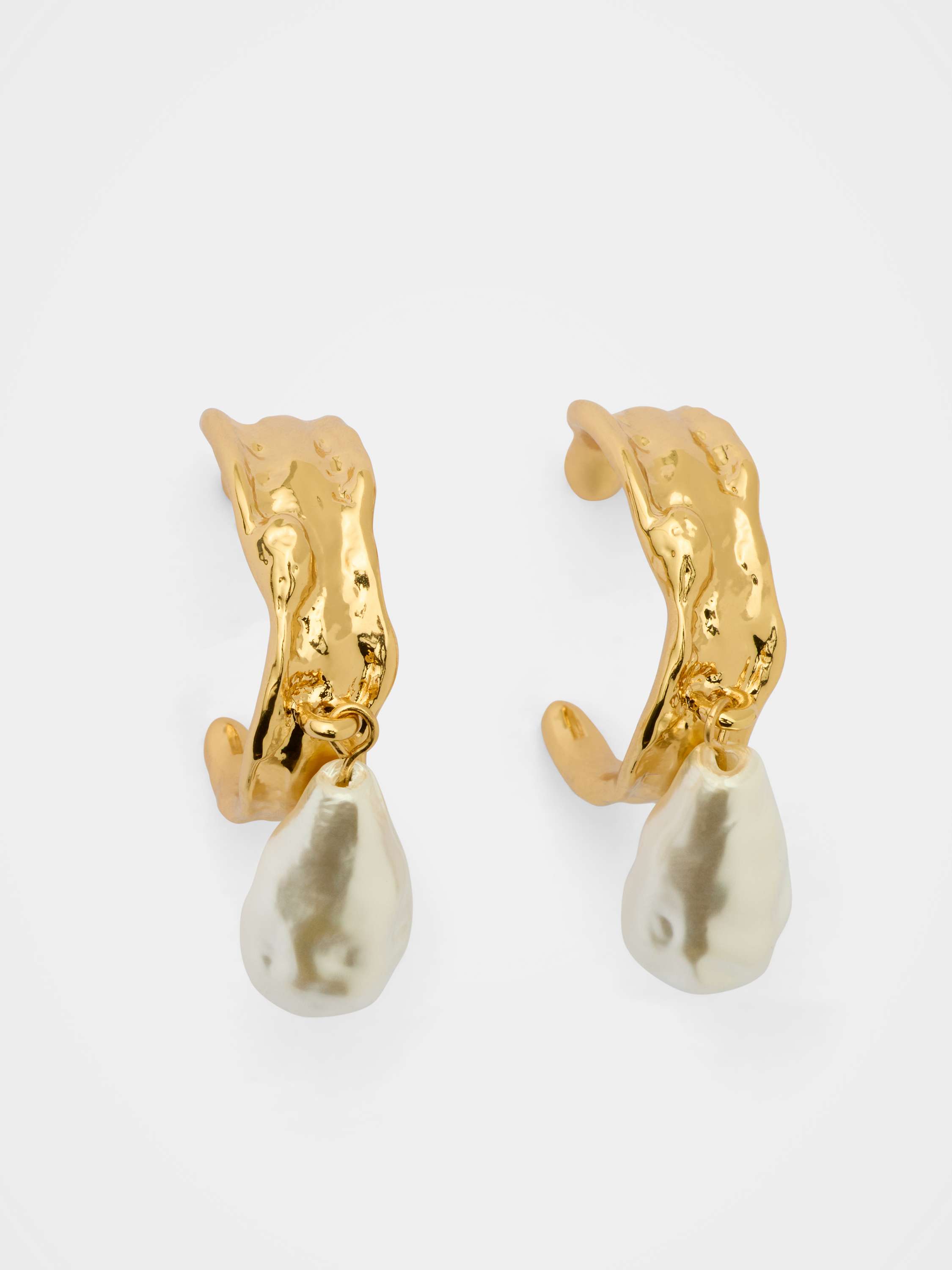 Signature Aria Molten Pearl Earring