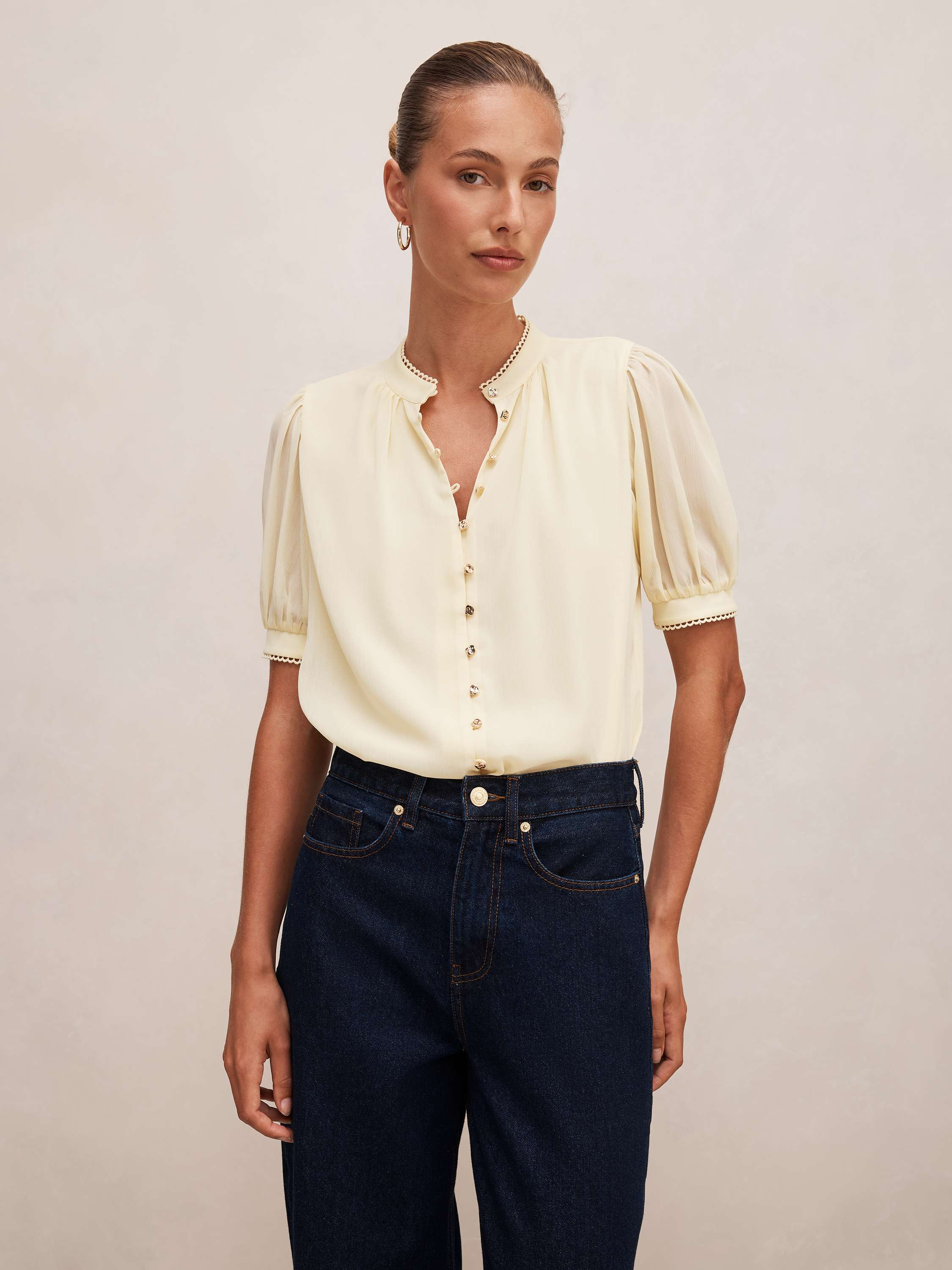Leighton Short Sleeve Blouse