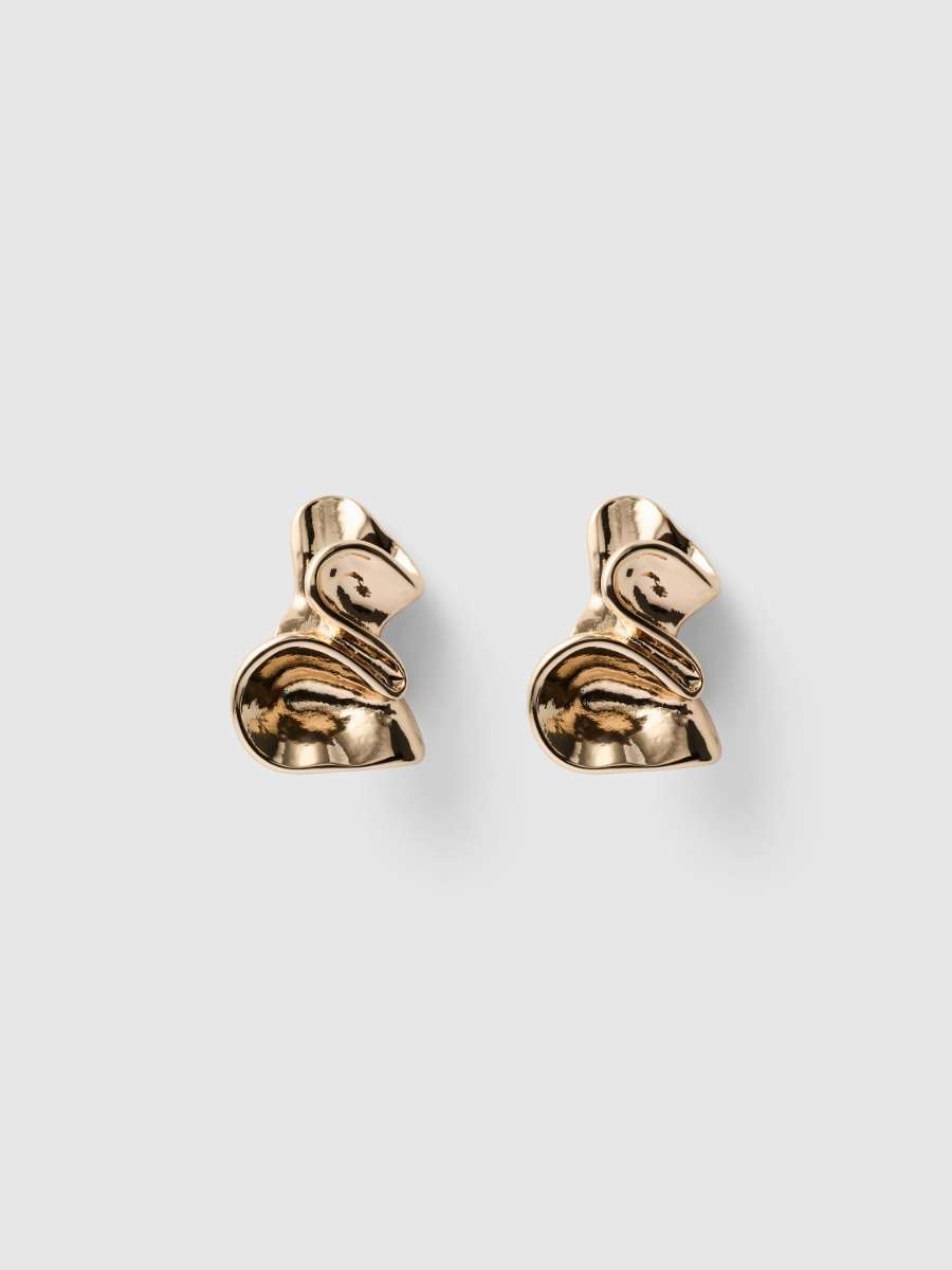Signature Riley Curly Stud