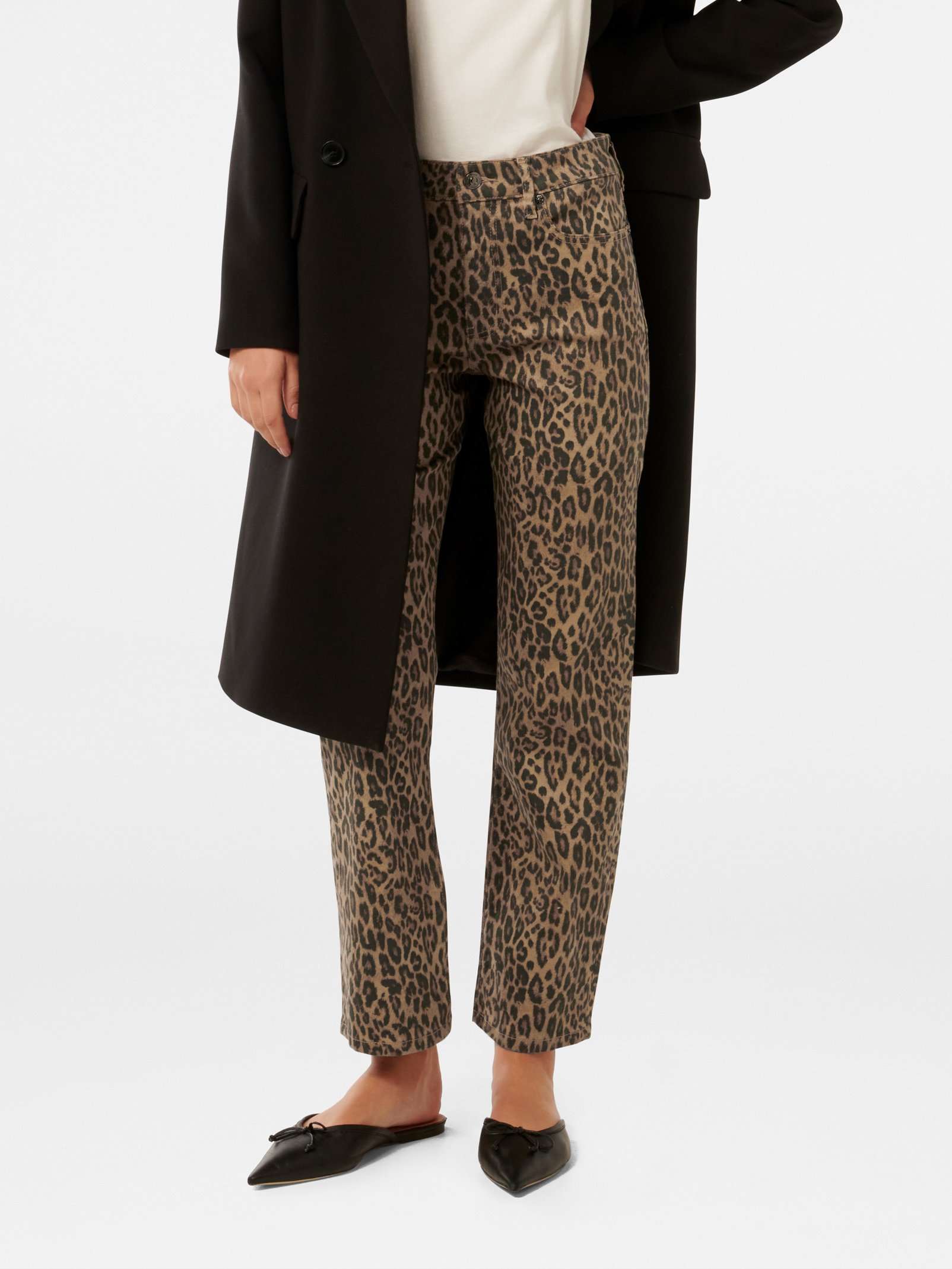 Niki Ankle Straight Jeans