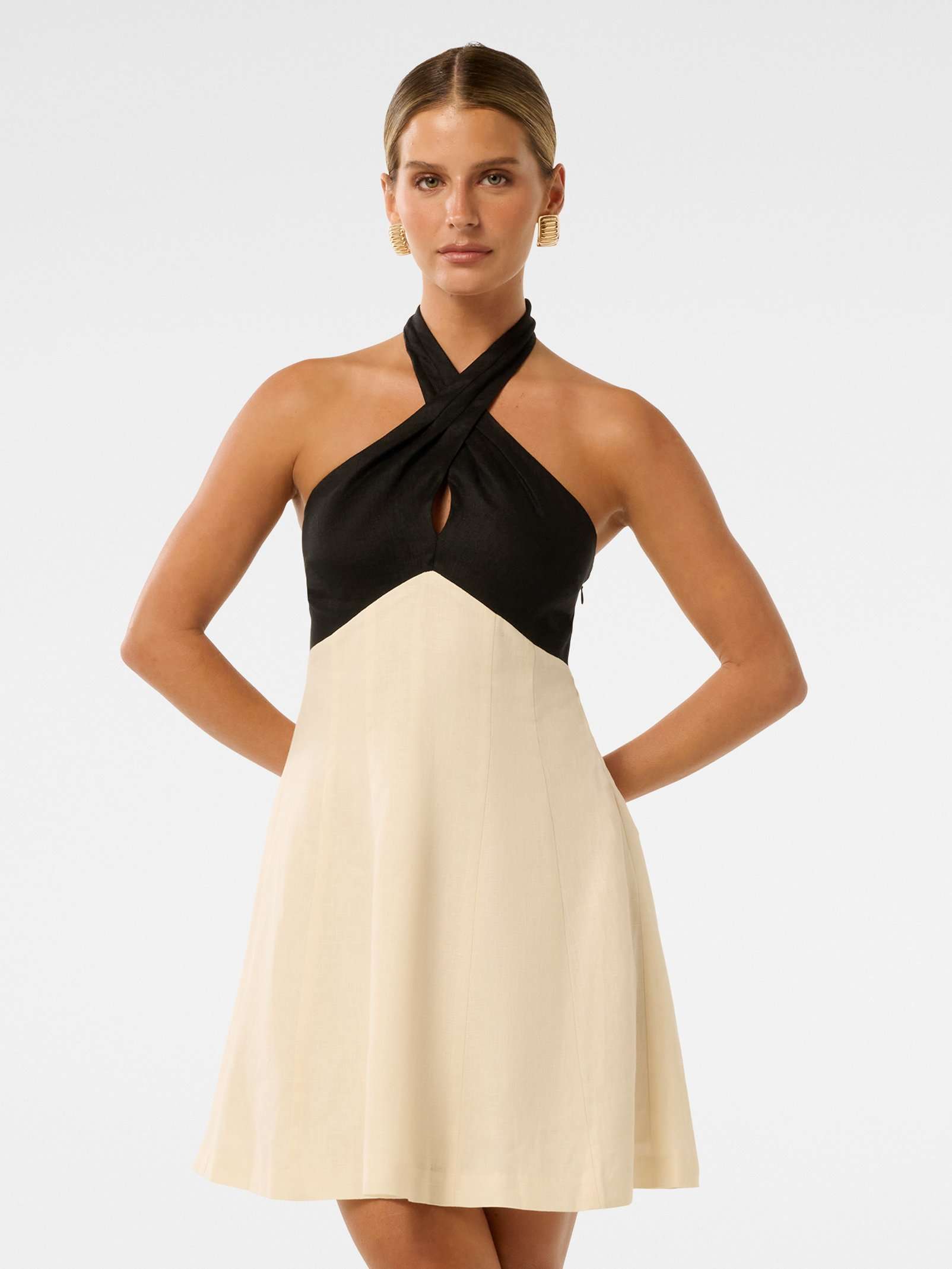 Lea Petite Halter Neck Mini Dress Lea Petite Halter Neck Mini Dress