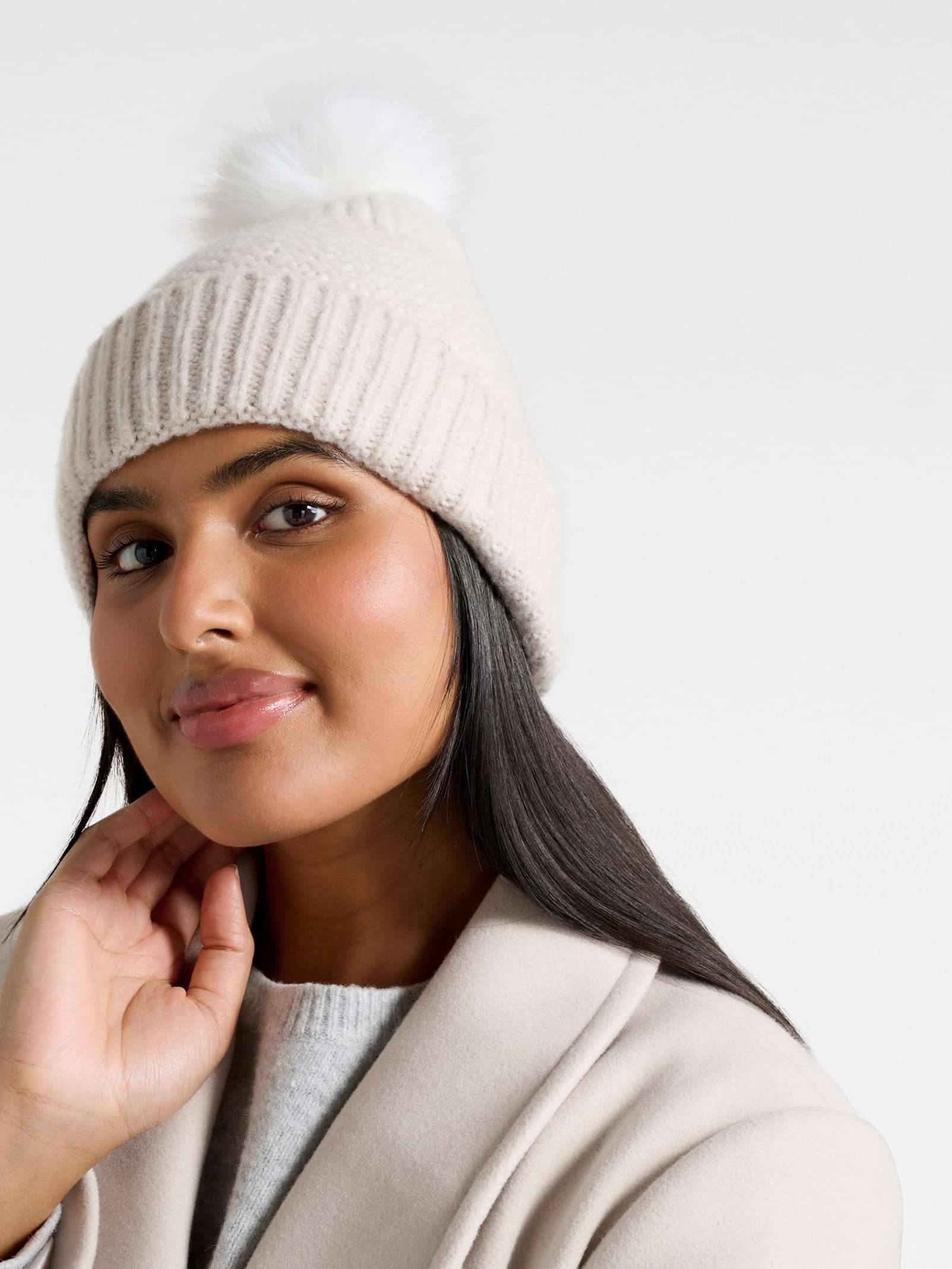 Buy Sade Stitch Detail Beanie - White - Online | Forever New
