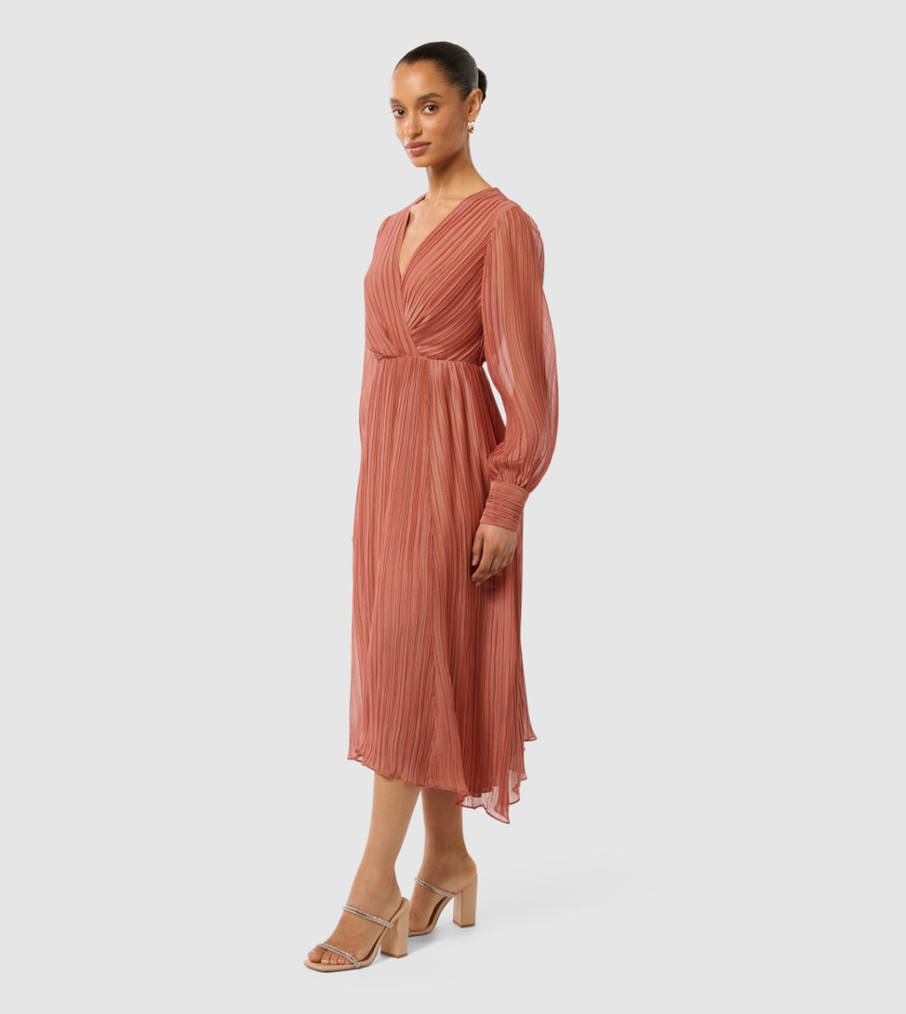 Genevieve Petite Crinkle Midi Dress