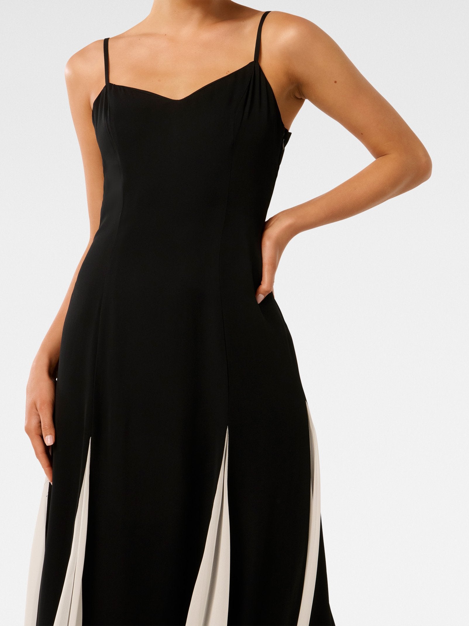  Dahlia Contrast Godet Maxi Dress
