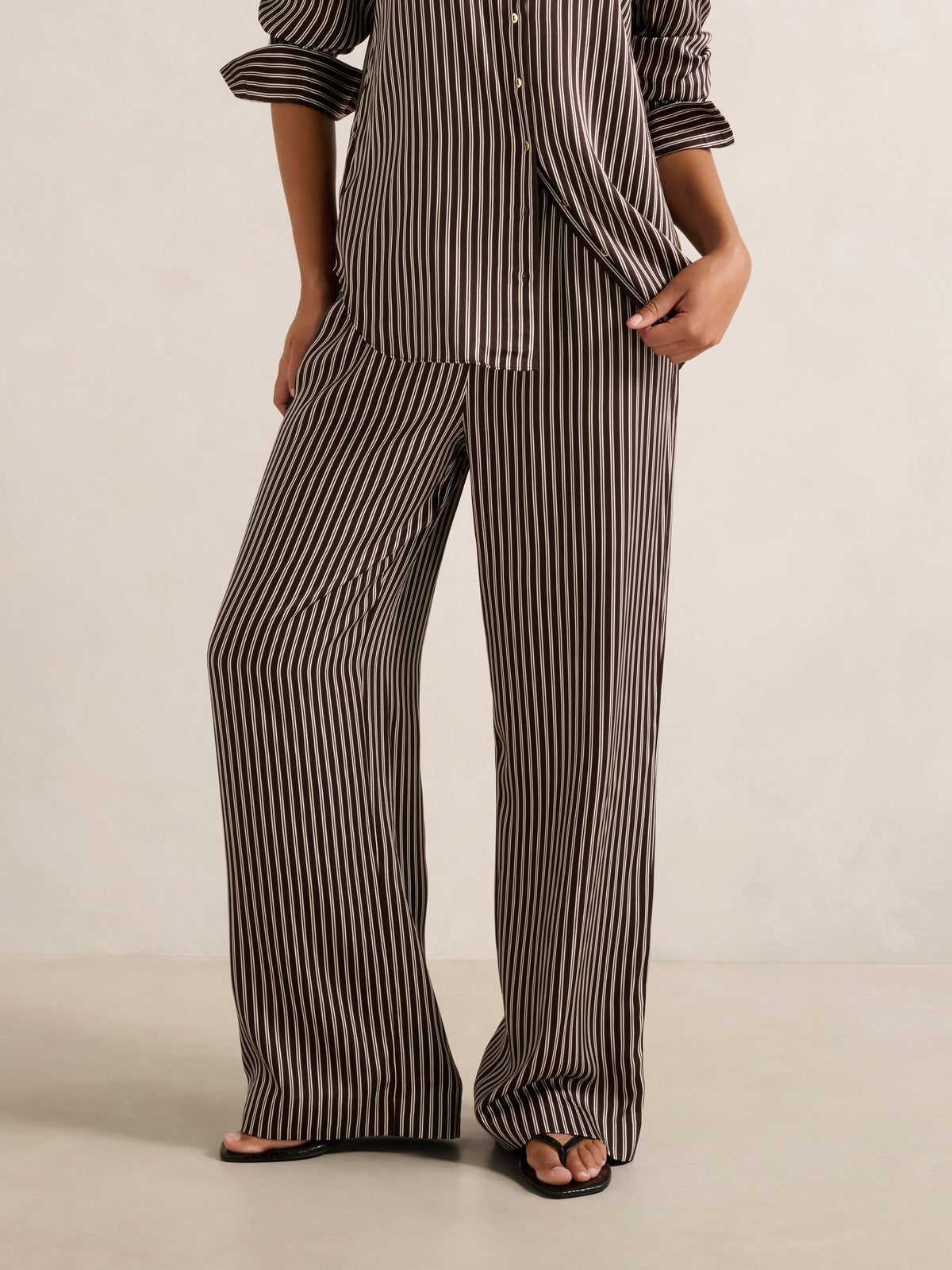 Jenna Drawstring Wide Leg Pant