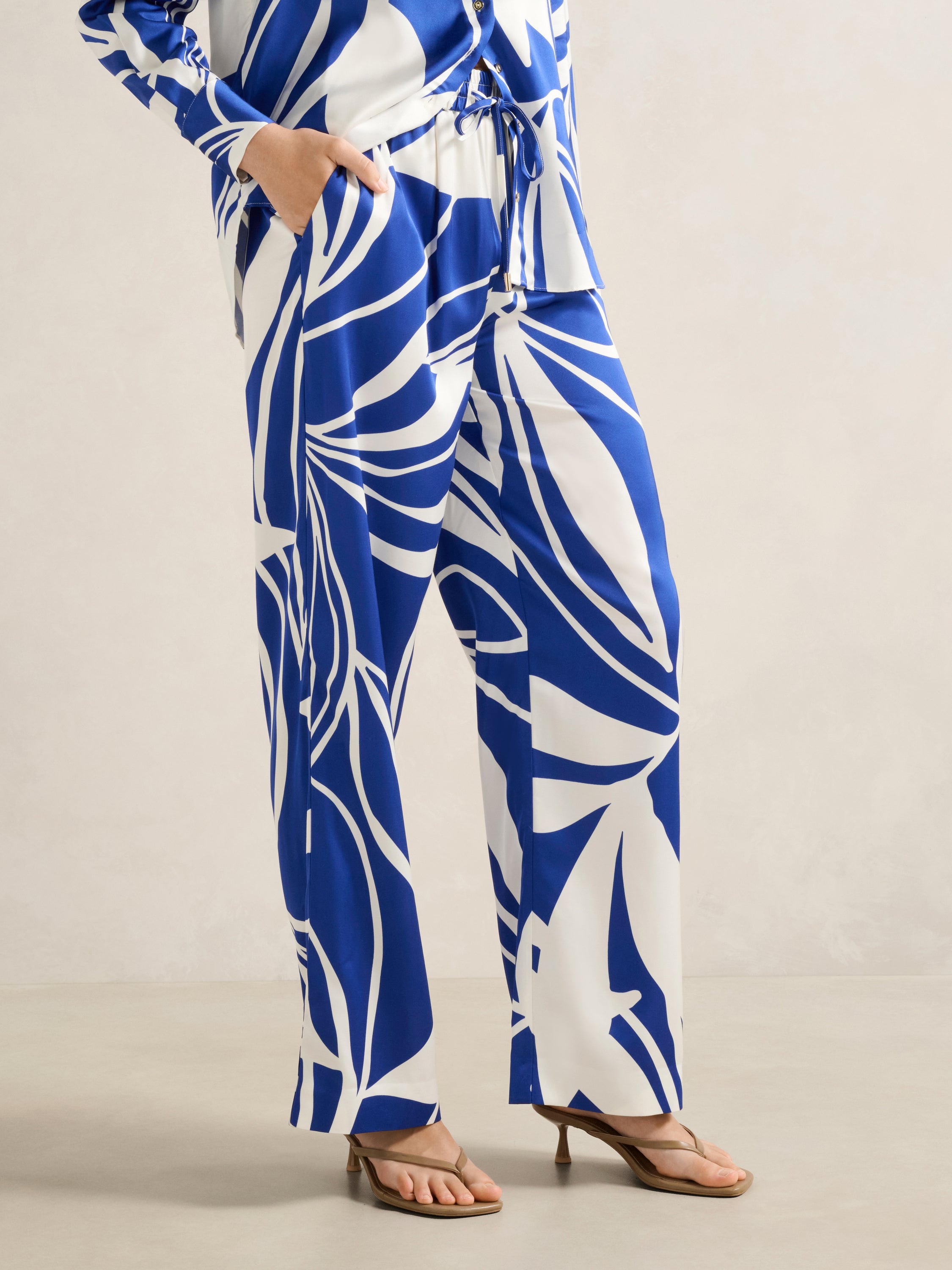 Jenna Drawstring Wide Leg Pant