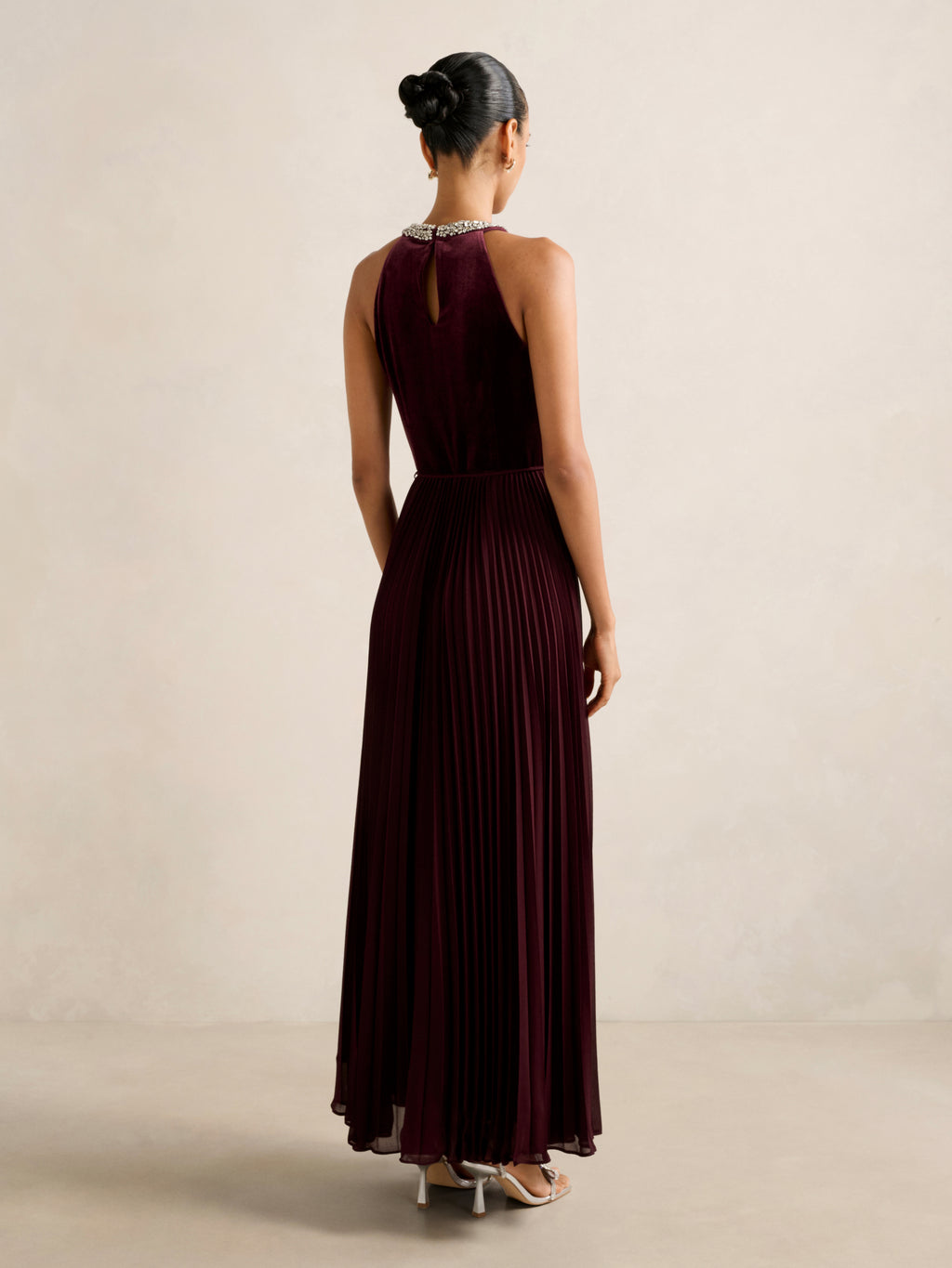 Gwen Petite Halter Neck Pleat Midi Dress