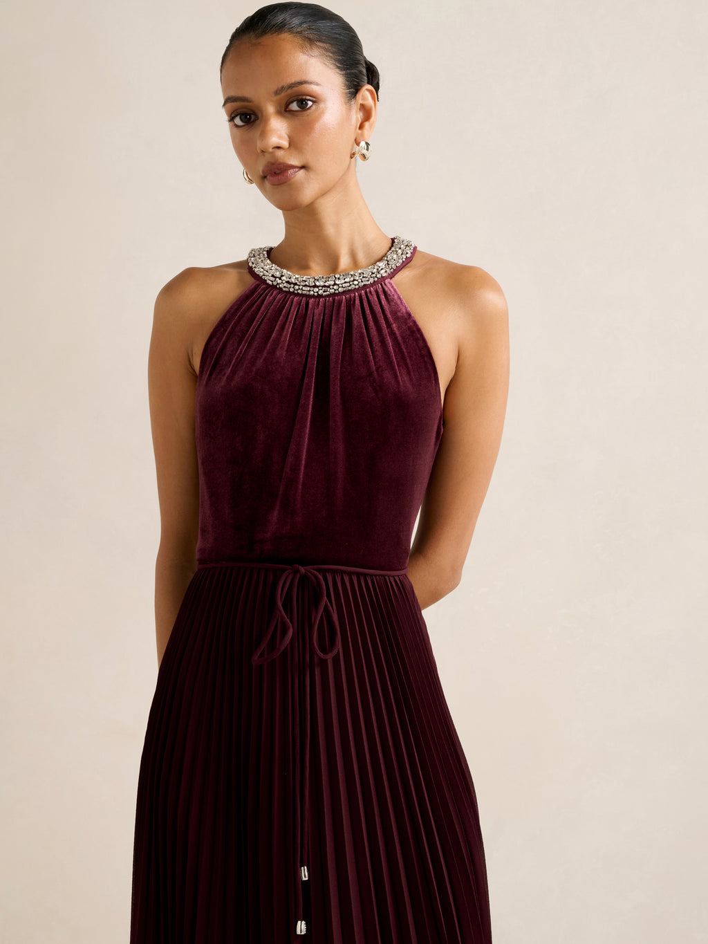 Gwen Petite Halter Neck Pleat Midi Dress