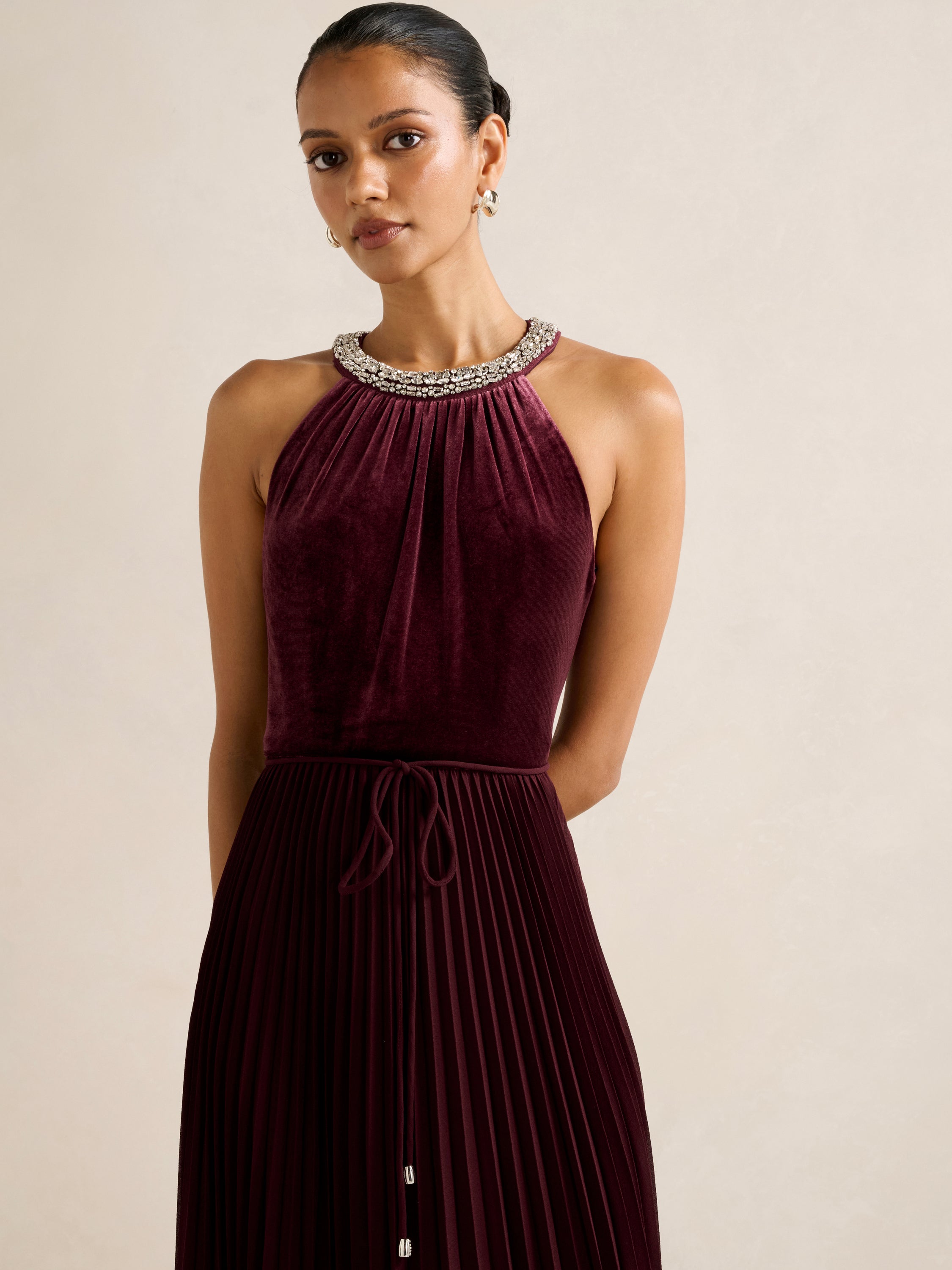 Gwen Petite Halter Neck Pleat Midi Dress