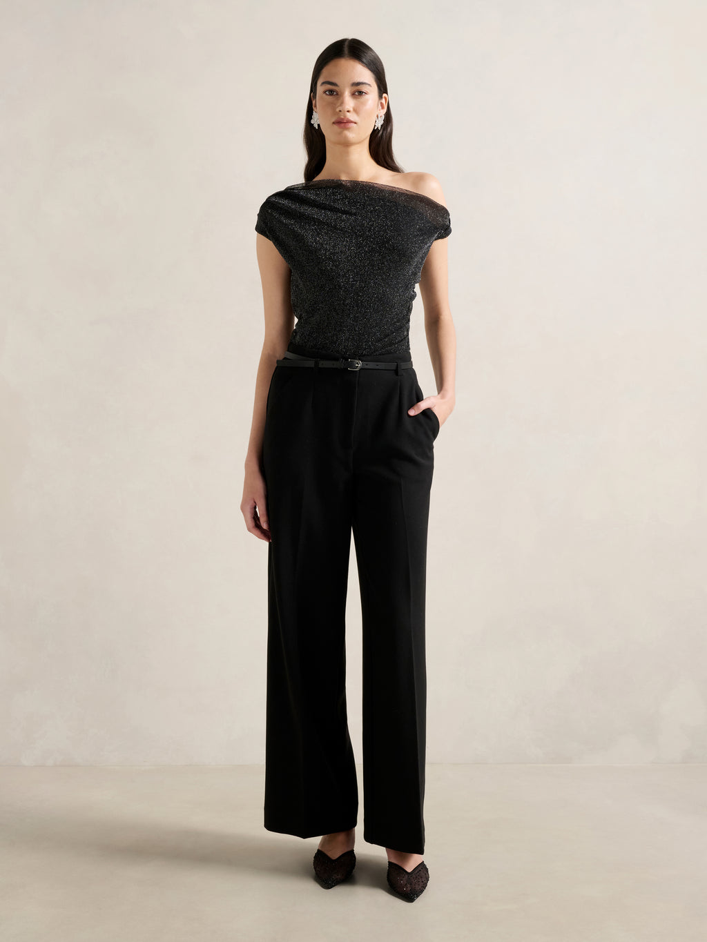 Rylee Tipped Shoulder Glitter Top