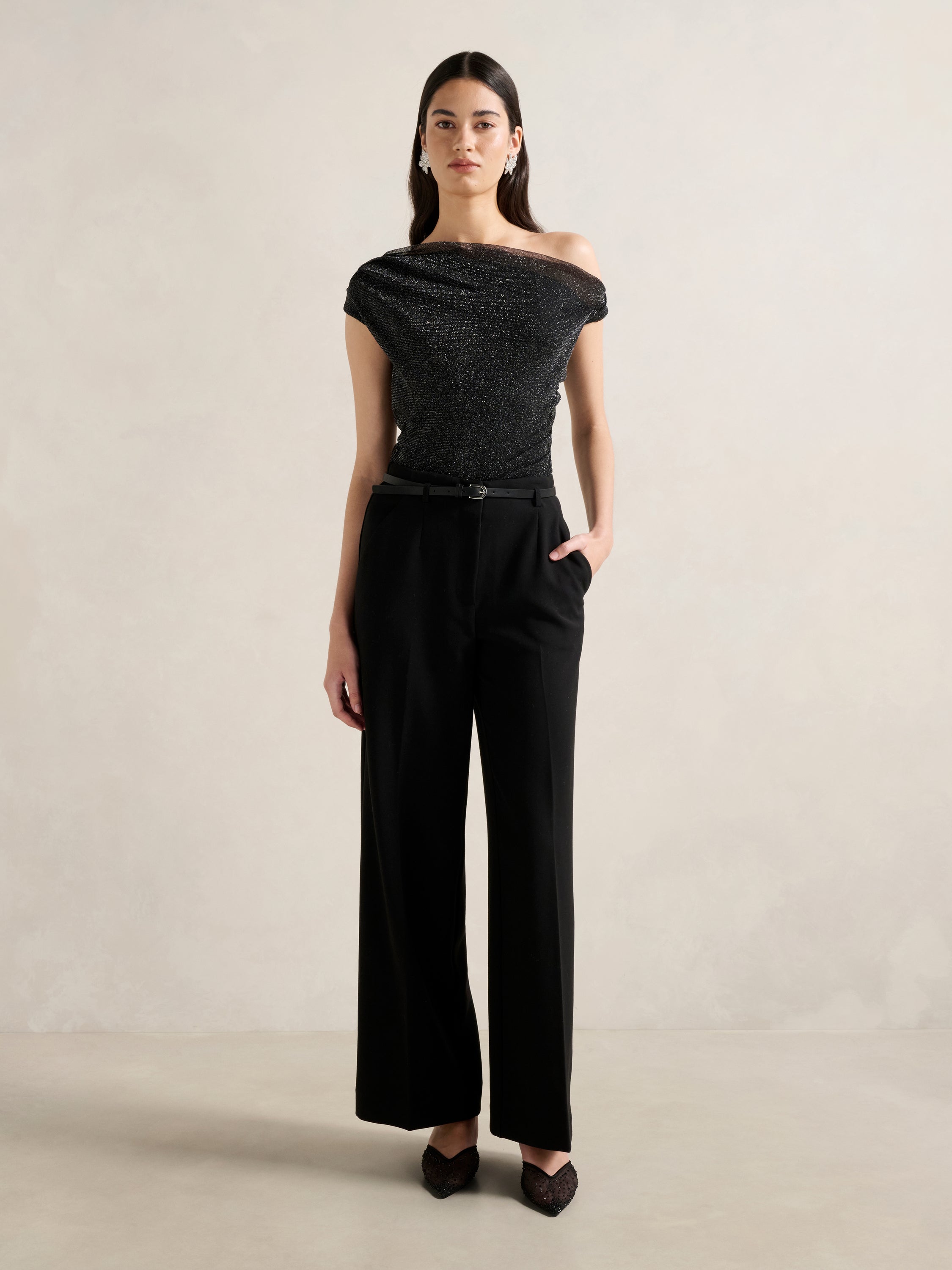 Rylee Tipped Shoulder Glitter Top