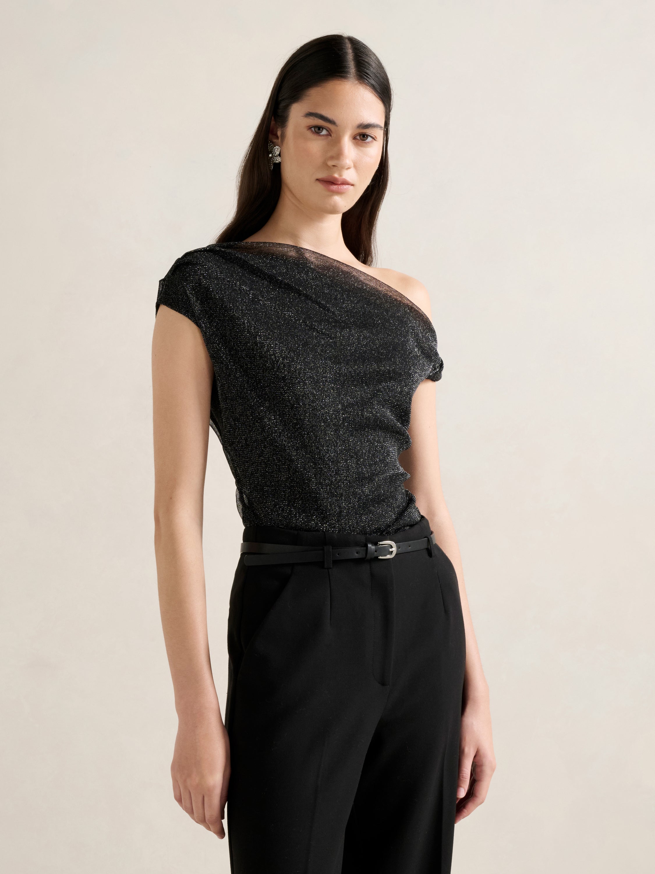 Rylee Tipped Shoulder Glitter Top