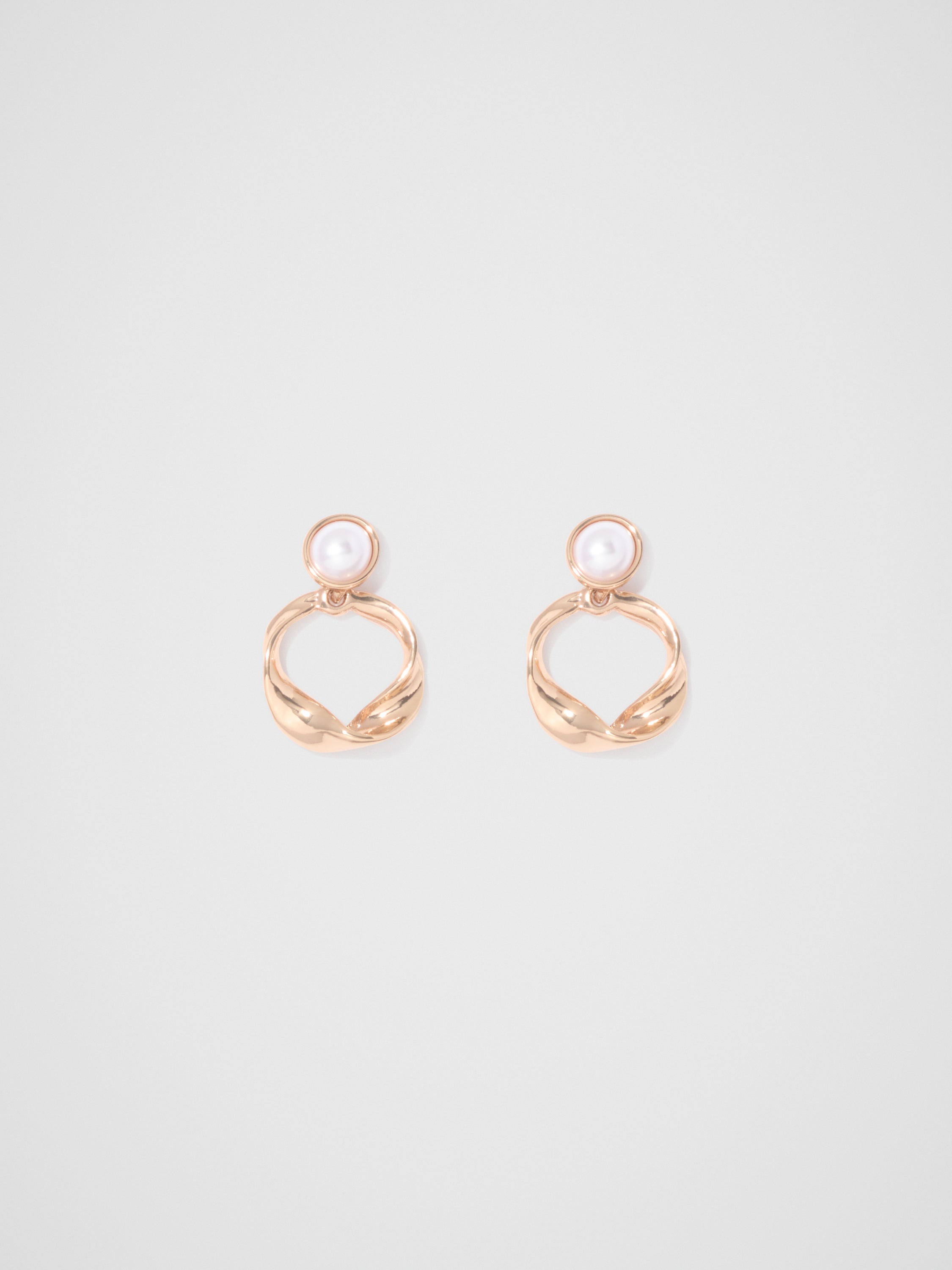Hailey Hoop Pearl Drop Earring