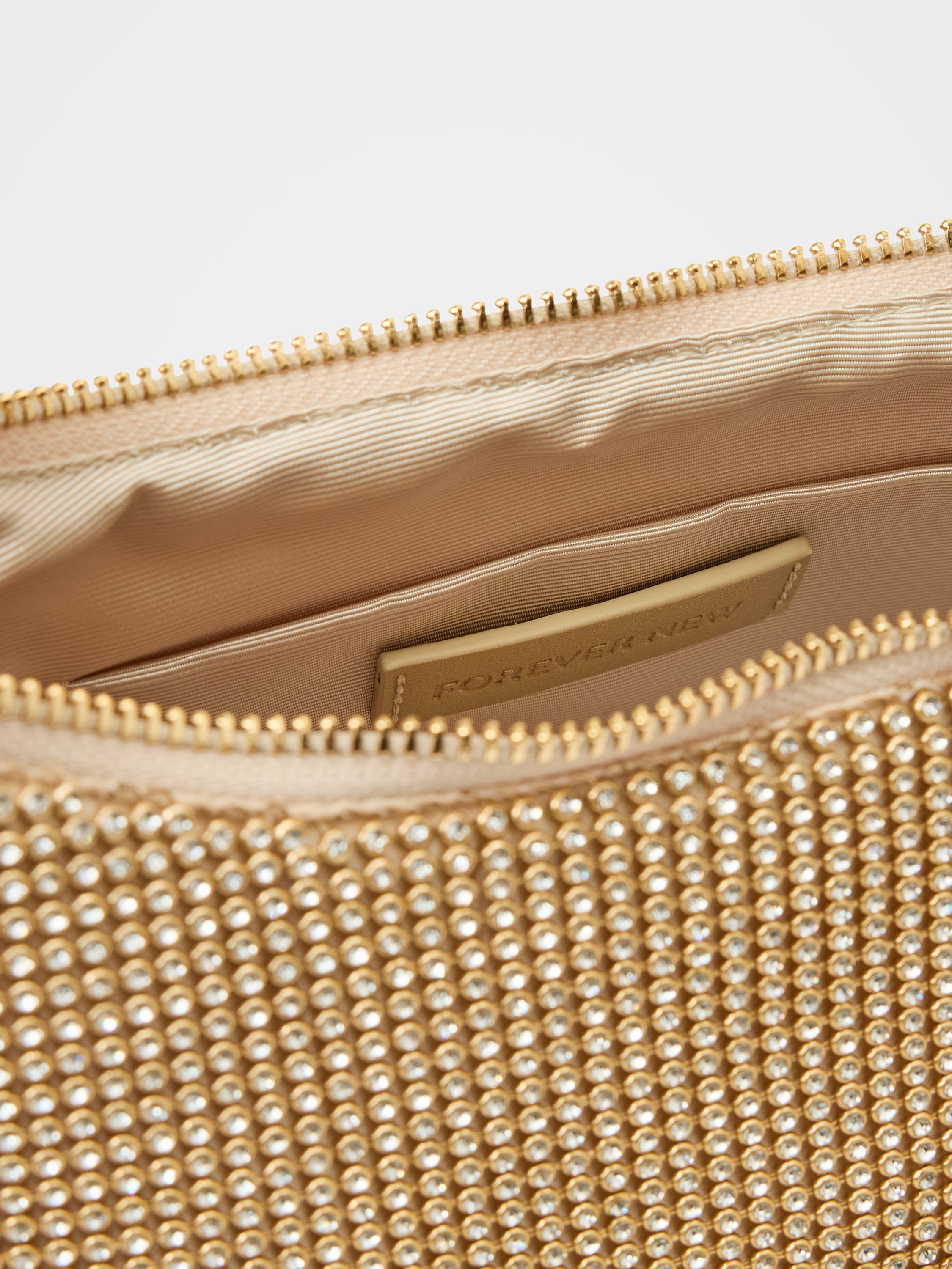 Paloma Curve Clutch