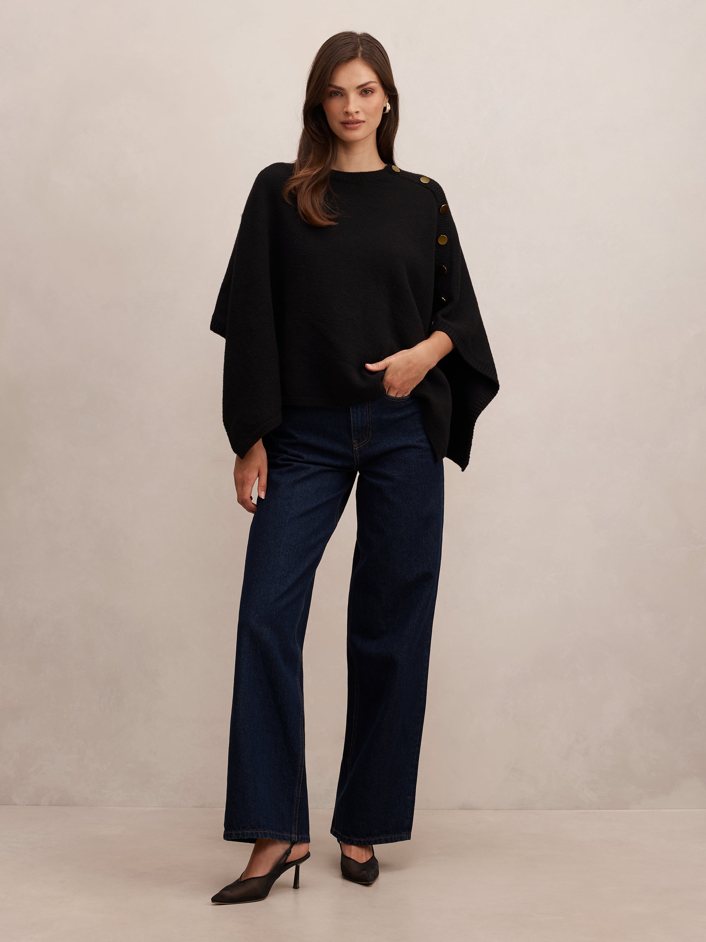 Nicole Hardware Cape