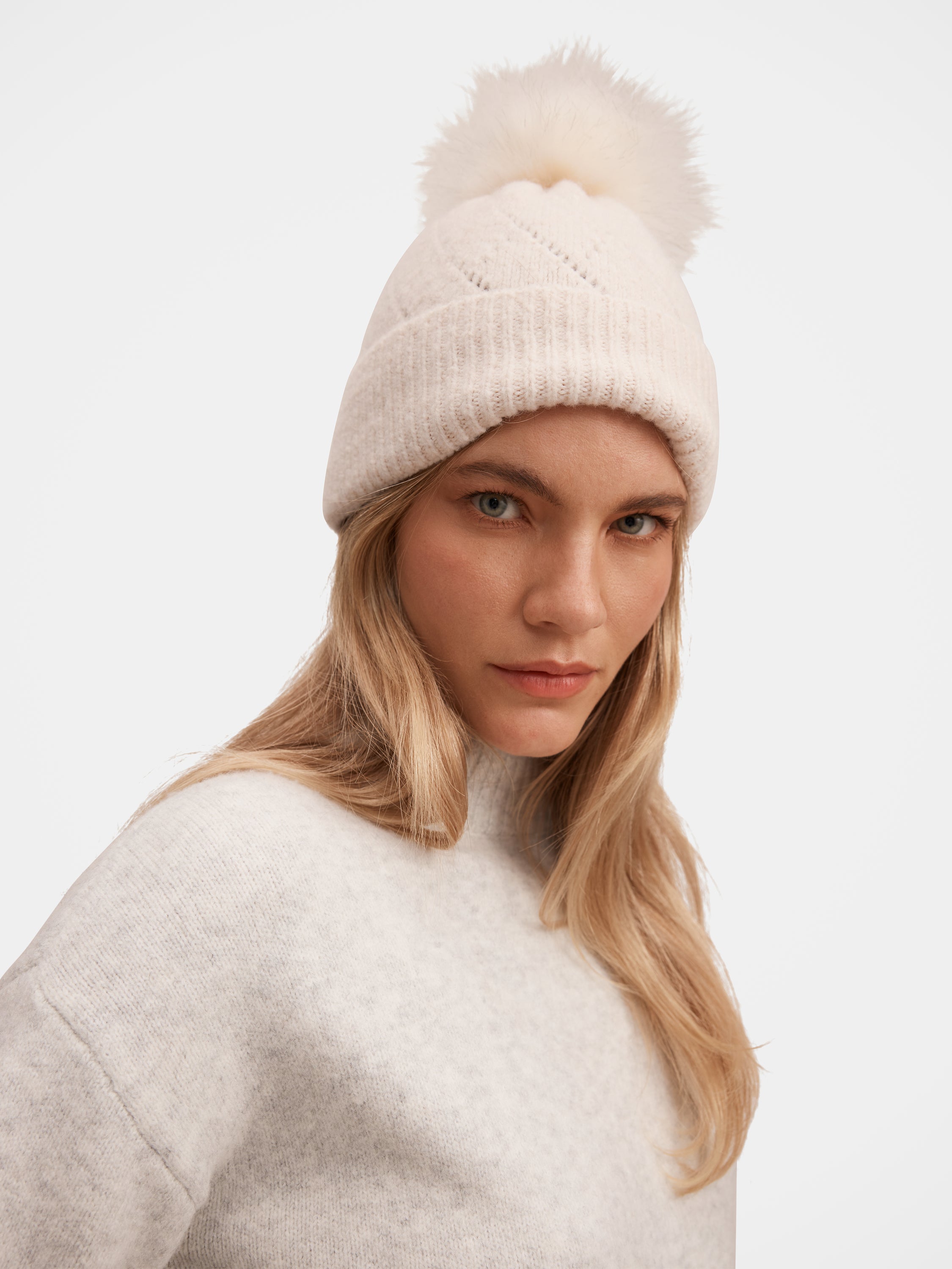 Penelope Pointelle Beanie