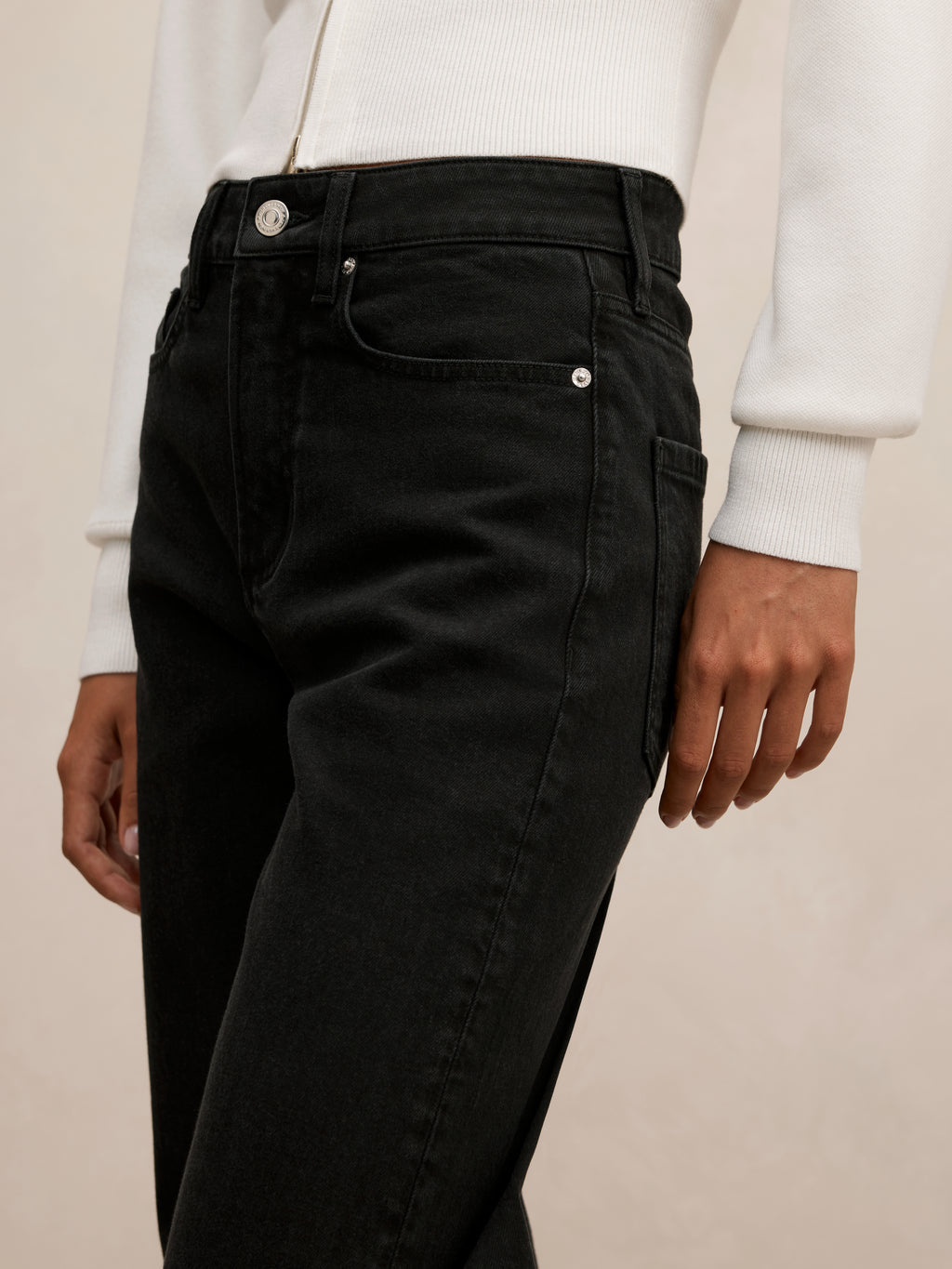 Nicki Mid Rise Straight Jean