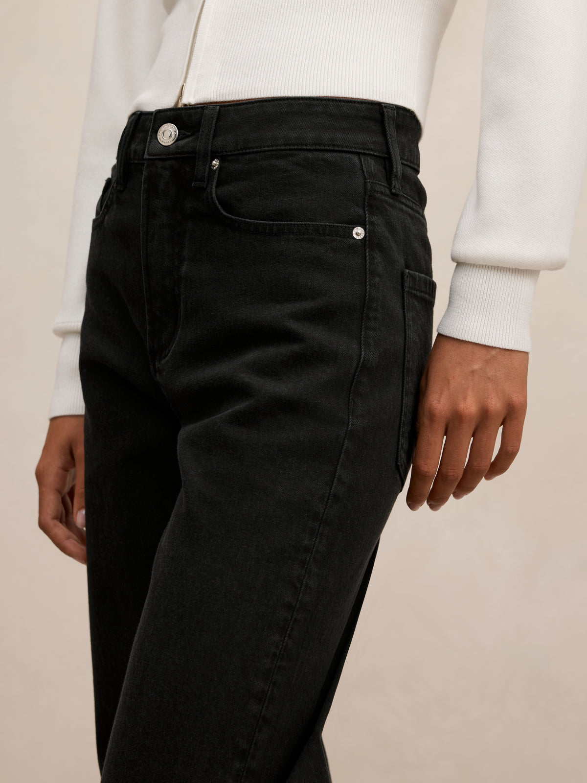 Nicki Mid Rise Straight Jean