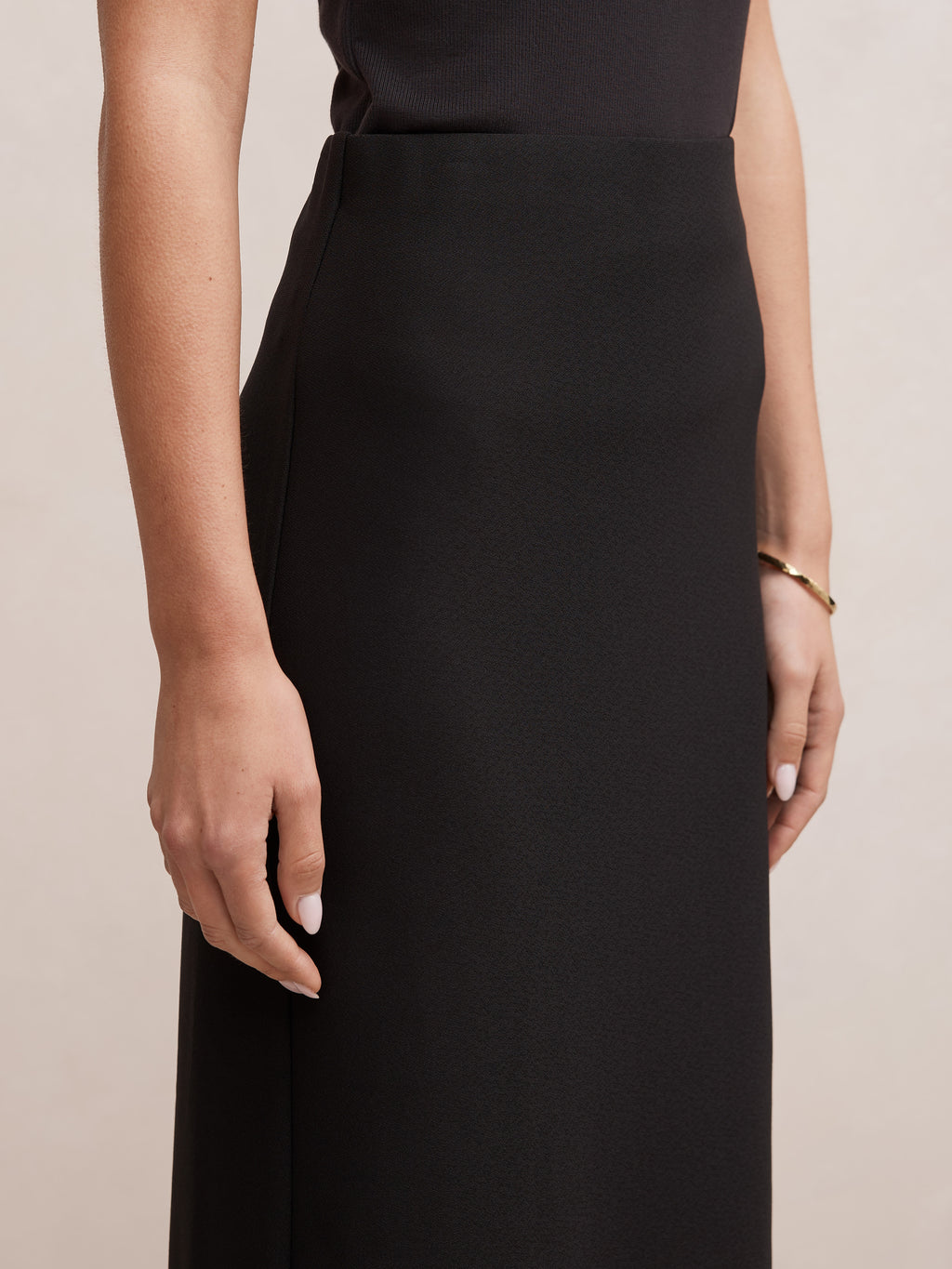 Jayda Crepe Pencil Skirt