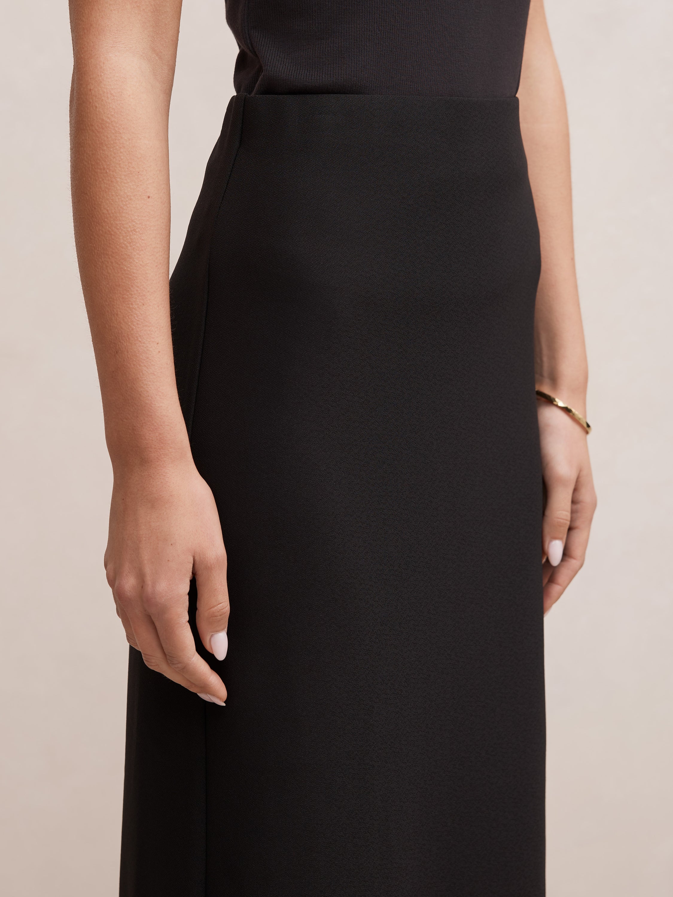 Jayda Crepe Pencil Skirt