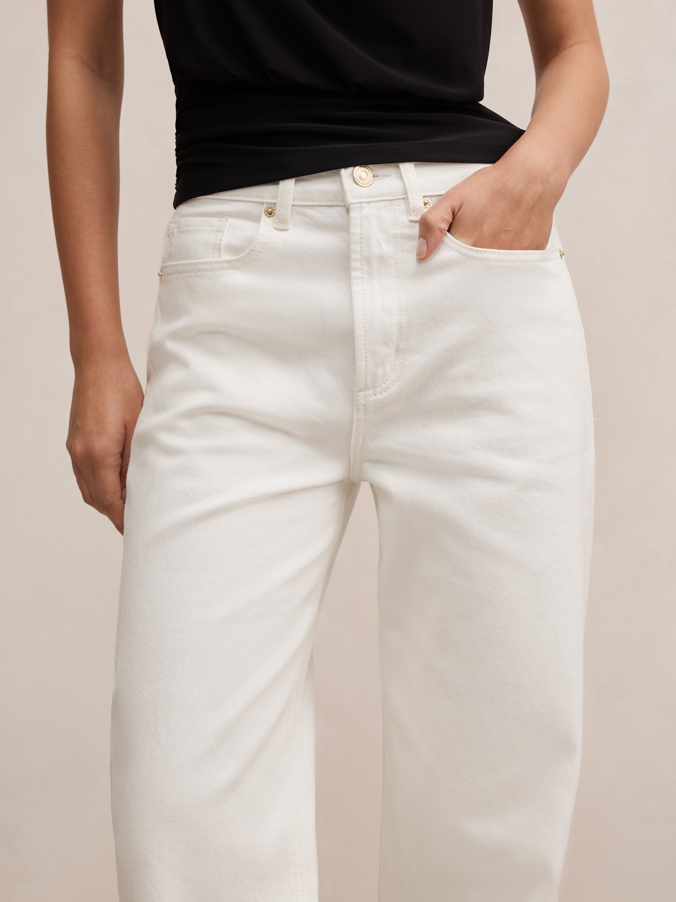 Nicki Mid Rise Straight Jean