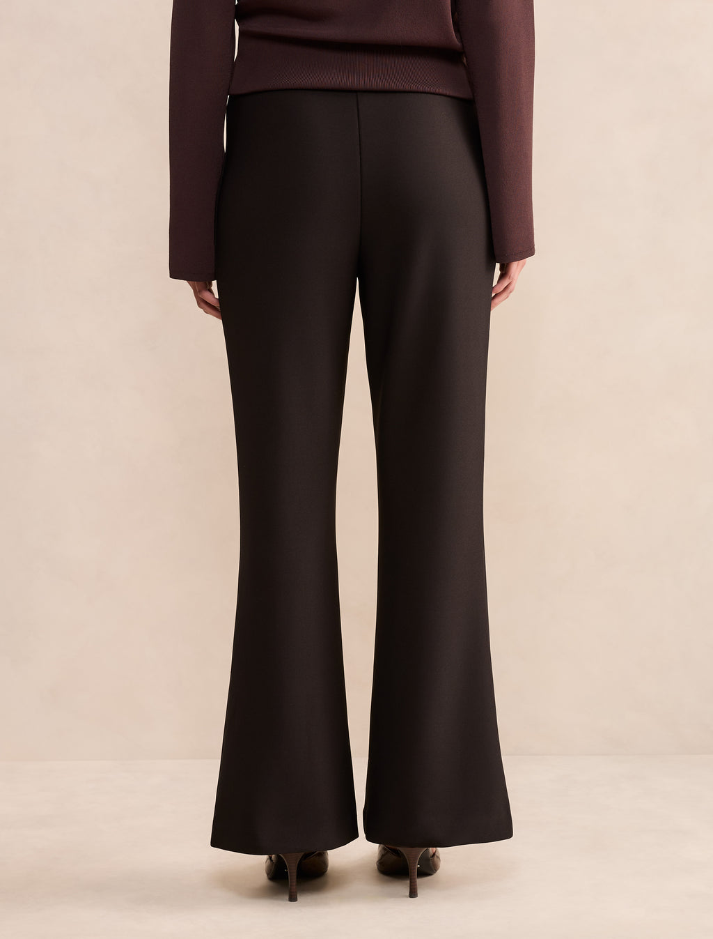 Laura Crepe Flare Pant