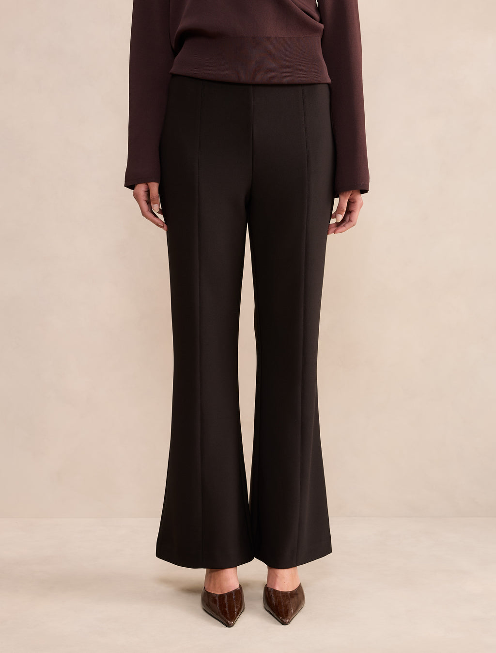 Laura Crepe Flare Pant