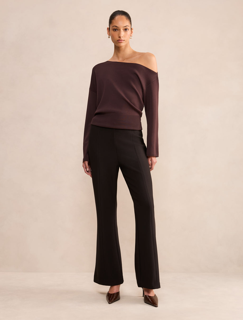 Laura Crepe Flare Pant