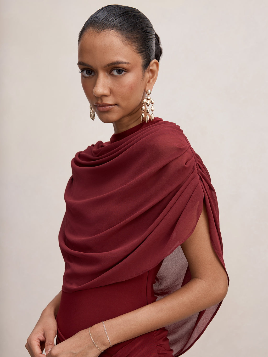 Lola Petite Cape Maxi