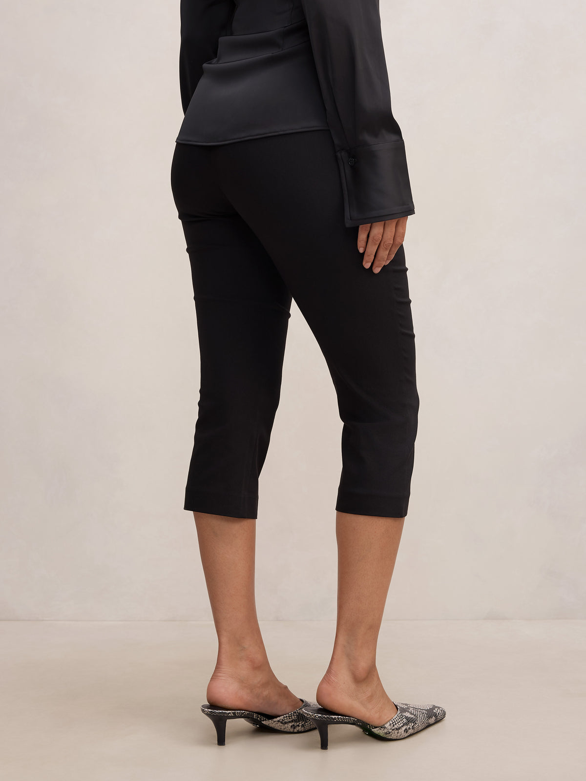 Alexis Flared Hem Capri
