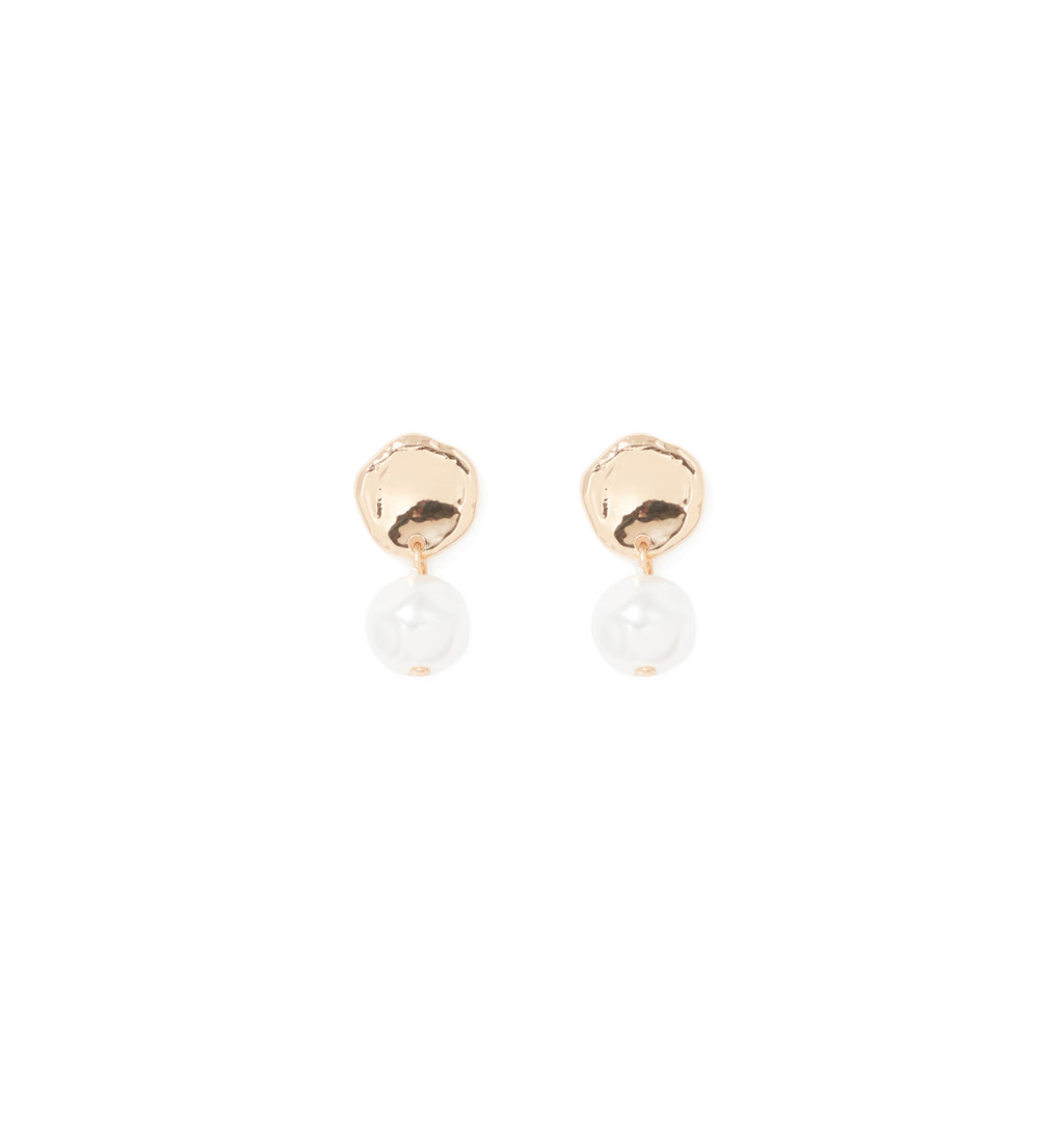 Yolanda Organic Pearl Drop Earring