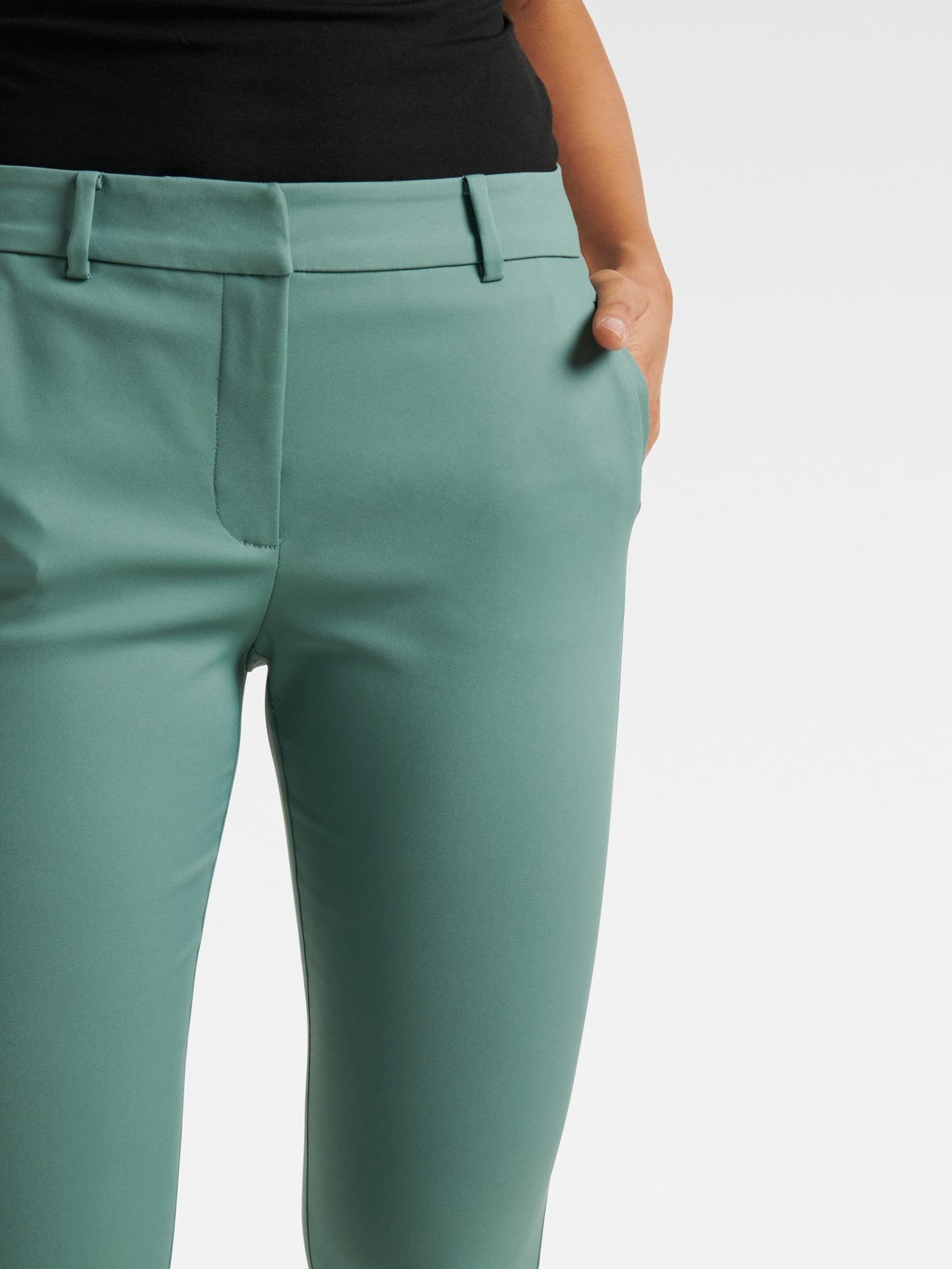 Grace 7/8th Slim Pants