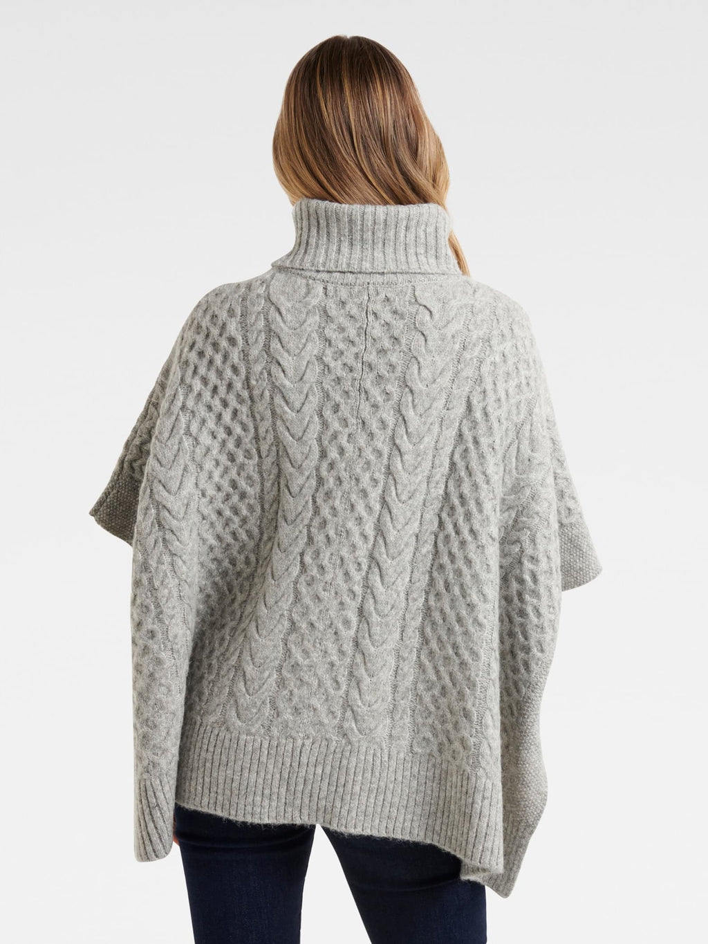 Minnie Chunky Cable Poncho