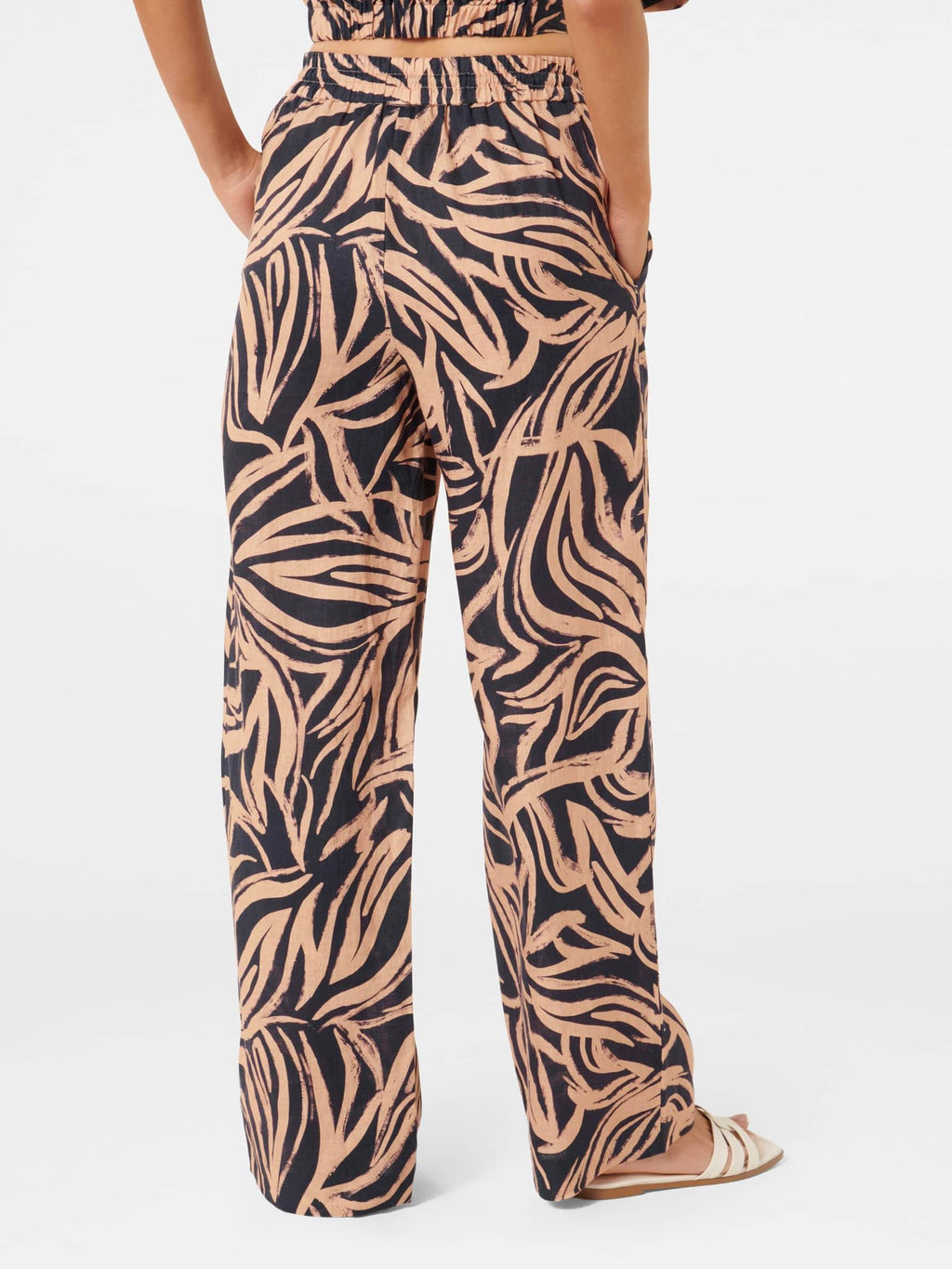  Livy Linen Straight Leg Pant