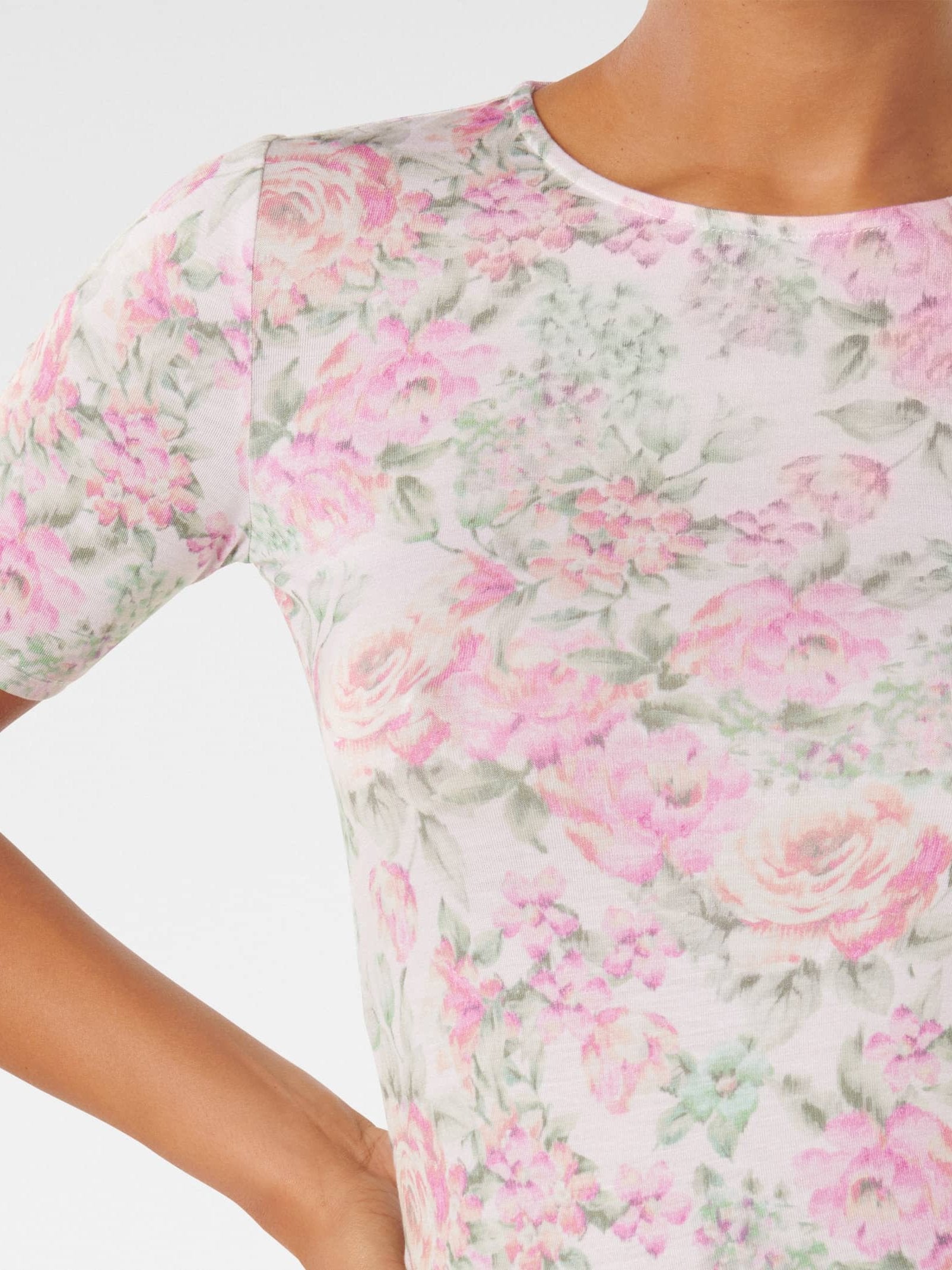  Valencia Printed Crew Neck Tee