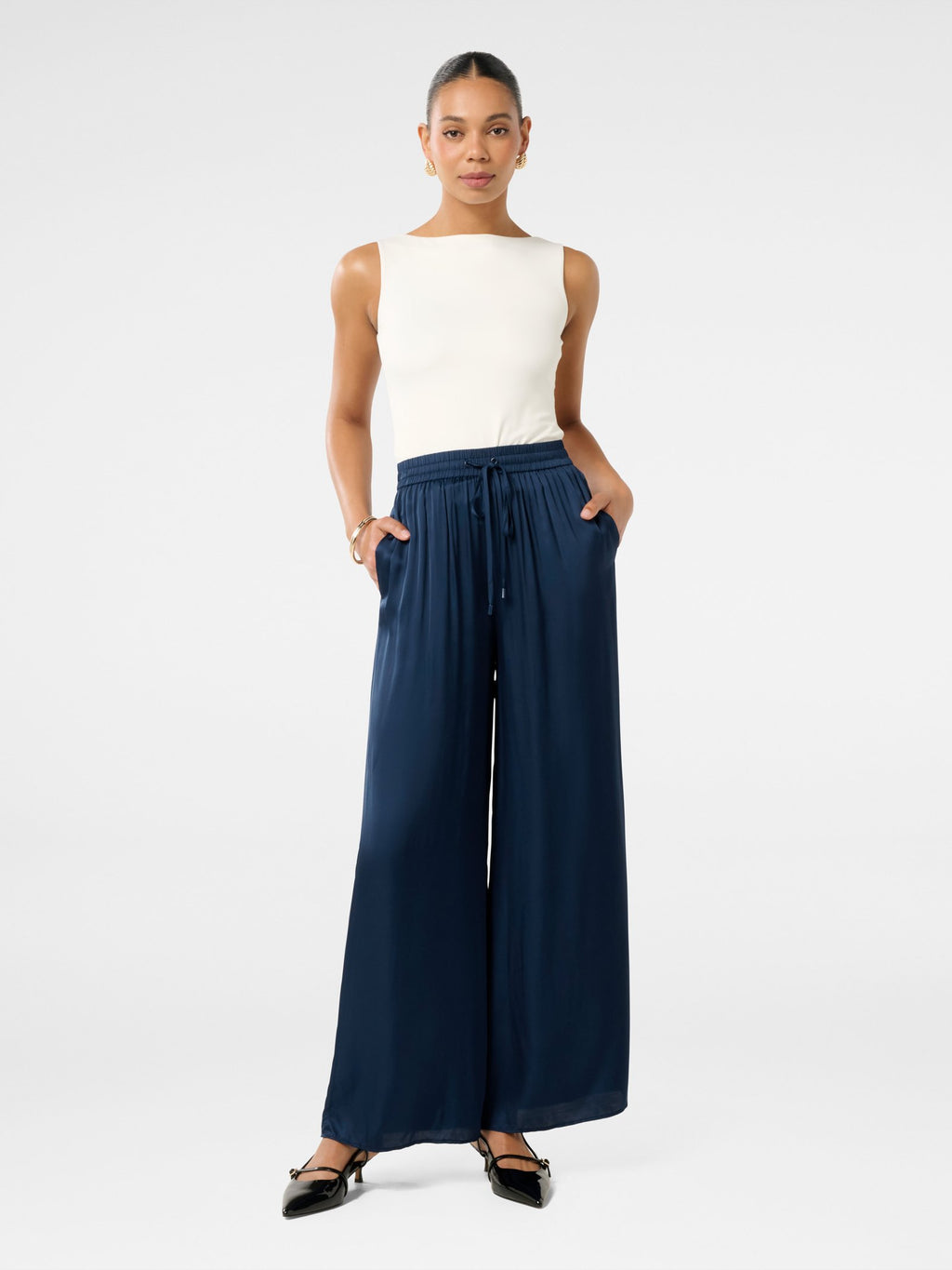  Trinity Elastic Waist Wide Leg Pant