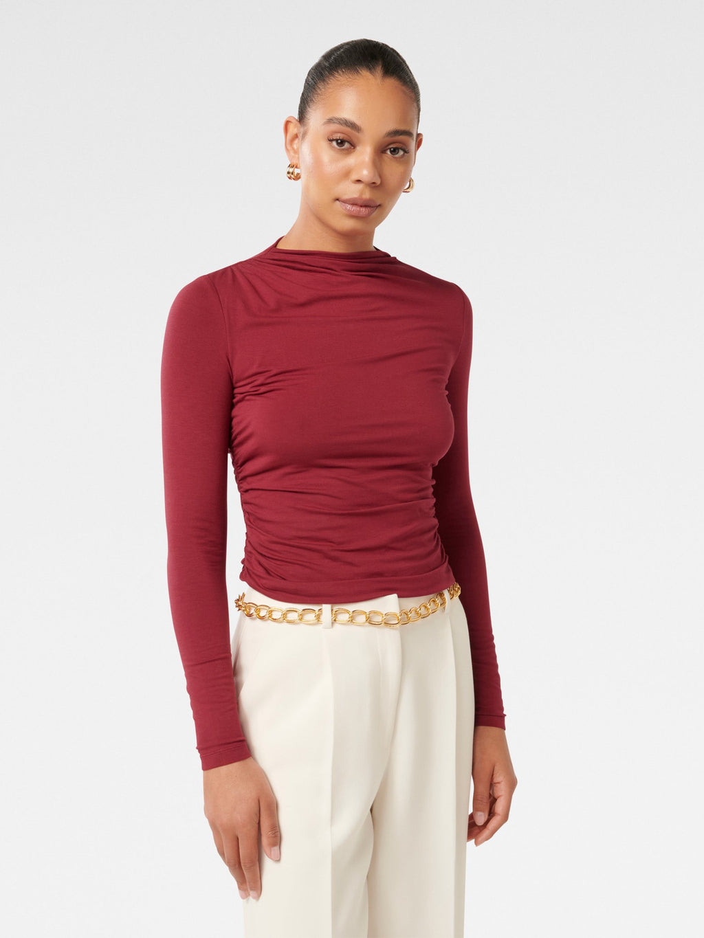  Zona Ruched Neck Top