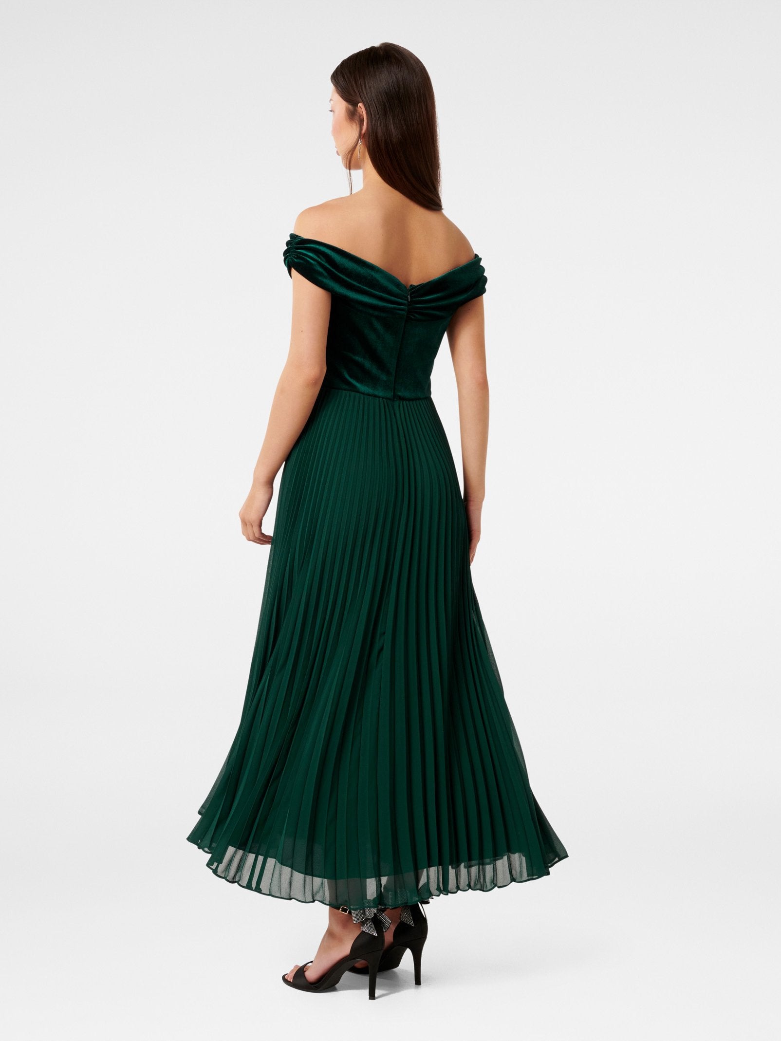  Rebecca Off Shoulder Velvet Gown