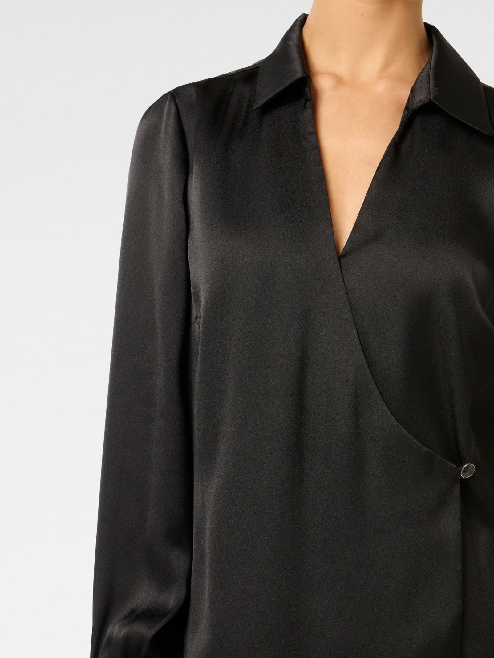  Minnie Petite Wrap Shirt