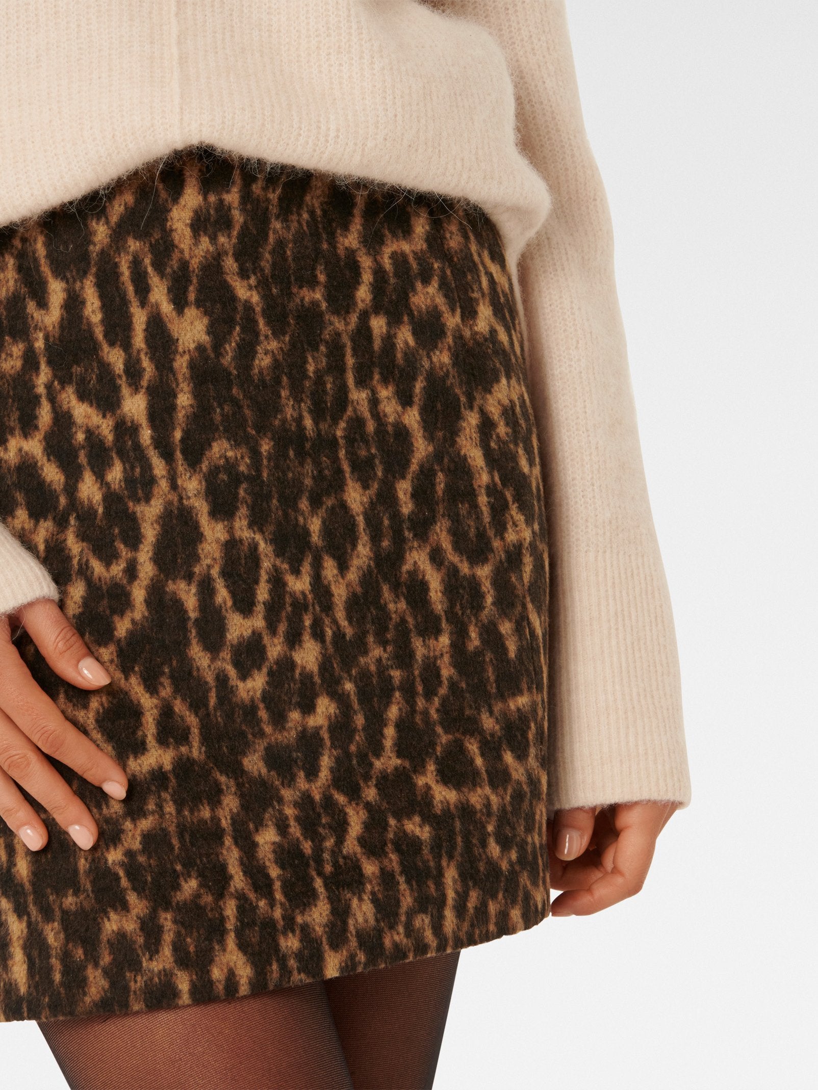  Marita Mini Skirt