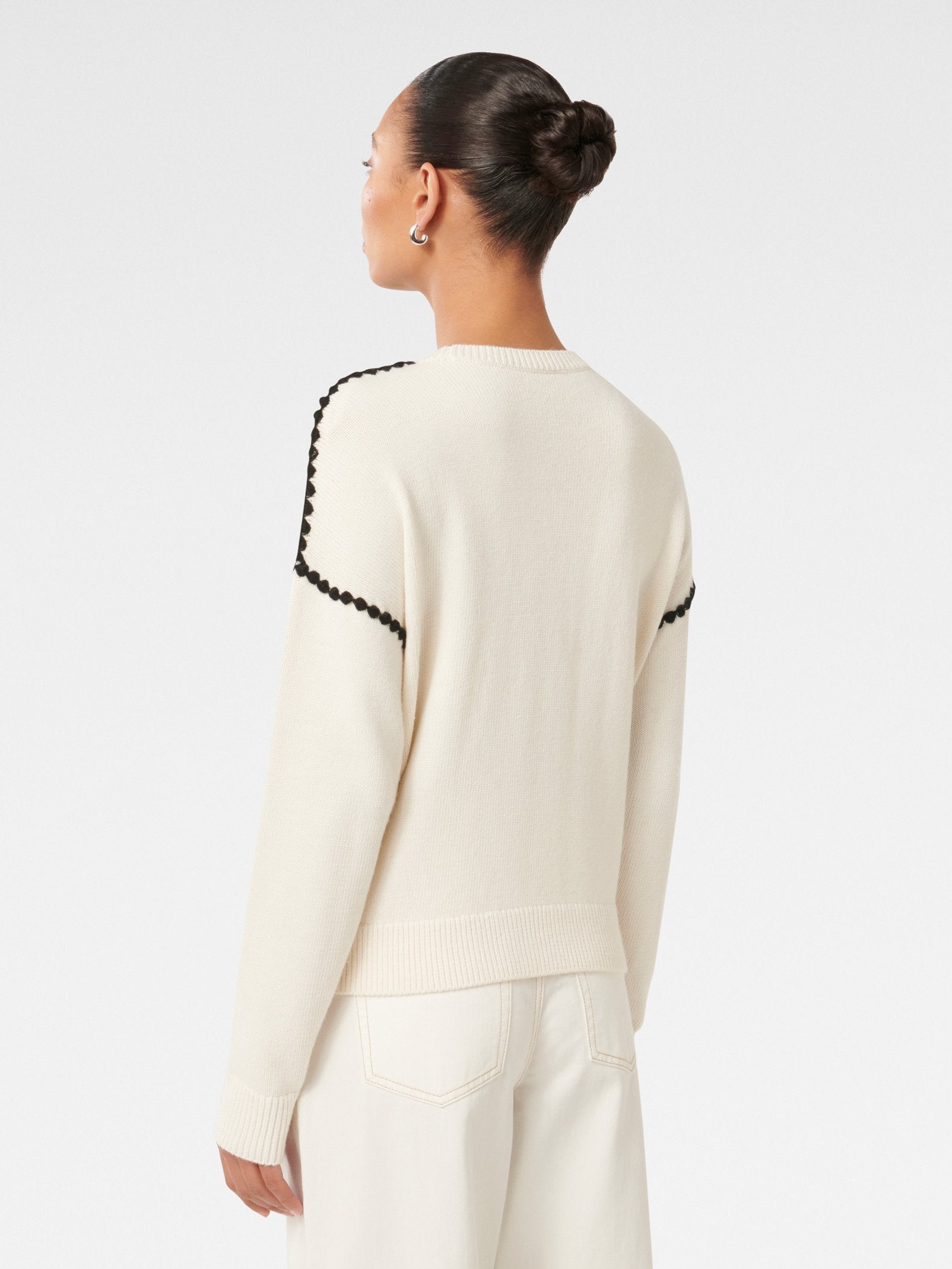  Tiffany Crochet Whipstitch Sweater