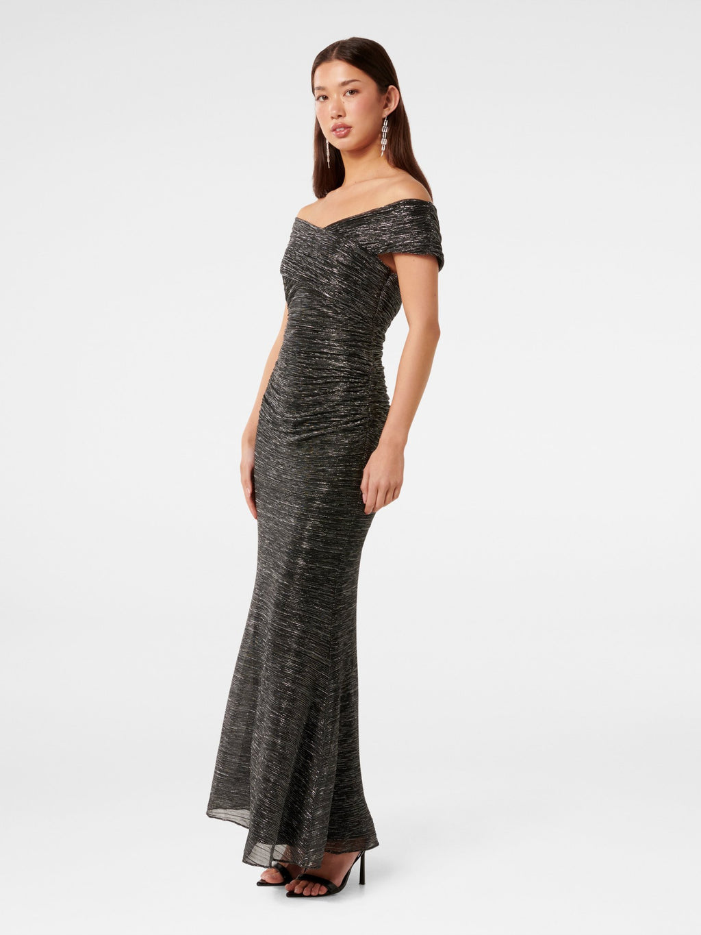  Wilma Off Shoulder Plisse Maxi Dress