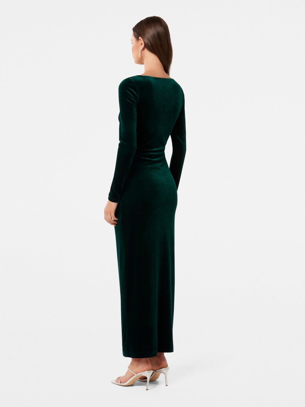 Macy Long Sleeve Velvet Gown