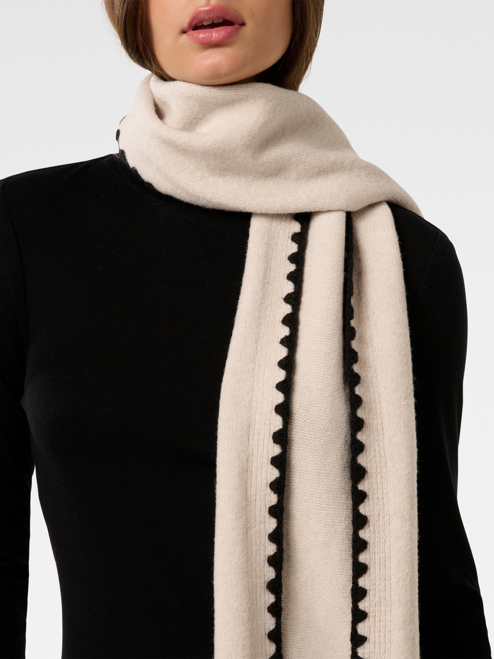  Tatum Stitch Detail Scarf
