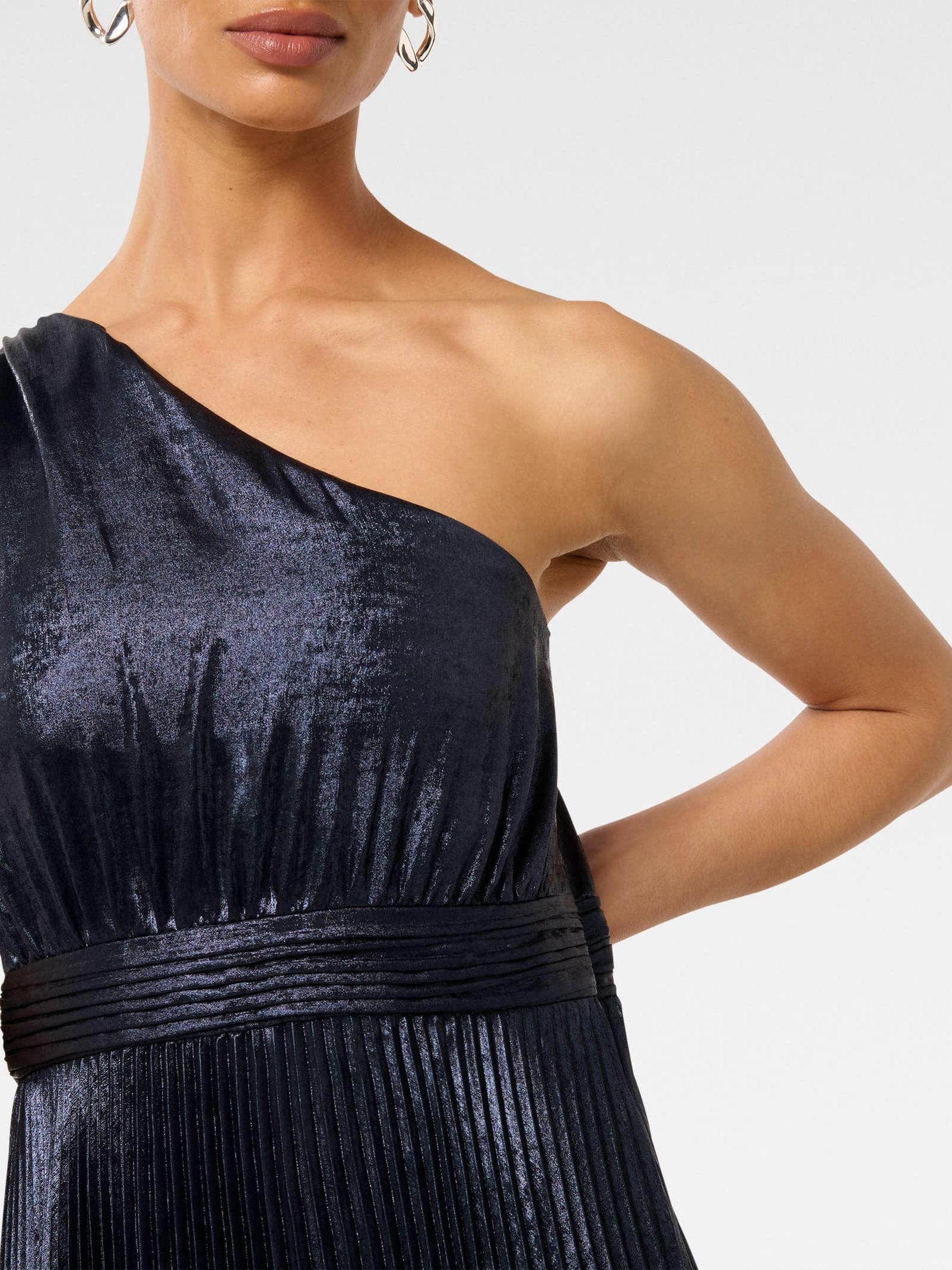  Jayla Petite Metallic Maxi Dress