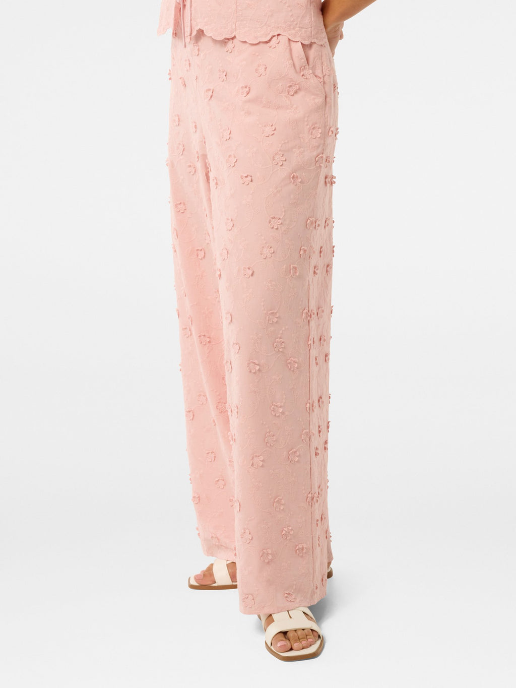  Daisy Petite Broderie Wide Leg Pant